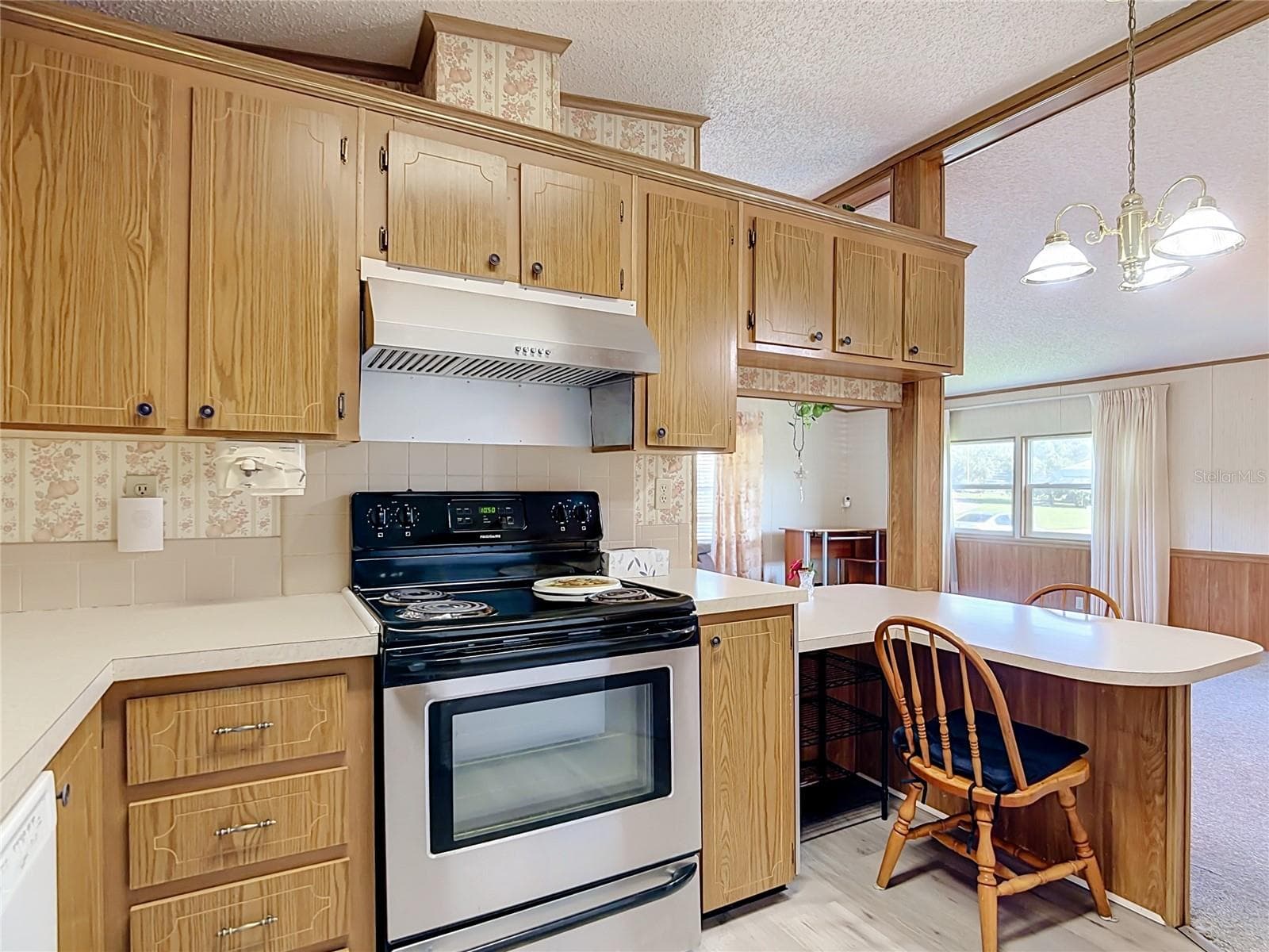 Manufactured Home at 4242 ORCHID BLVD, LAKE WALES, photo 11 of 42