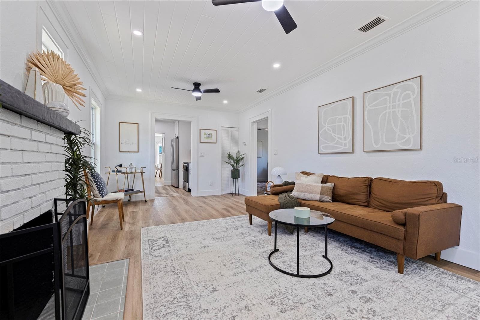 Single Family Residence at 4910 ROSEDALE PL N, ST PETERSBURG, photo 5 of 28