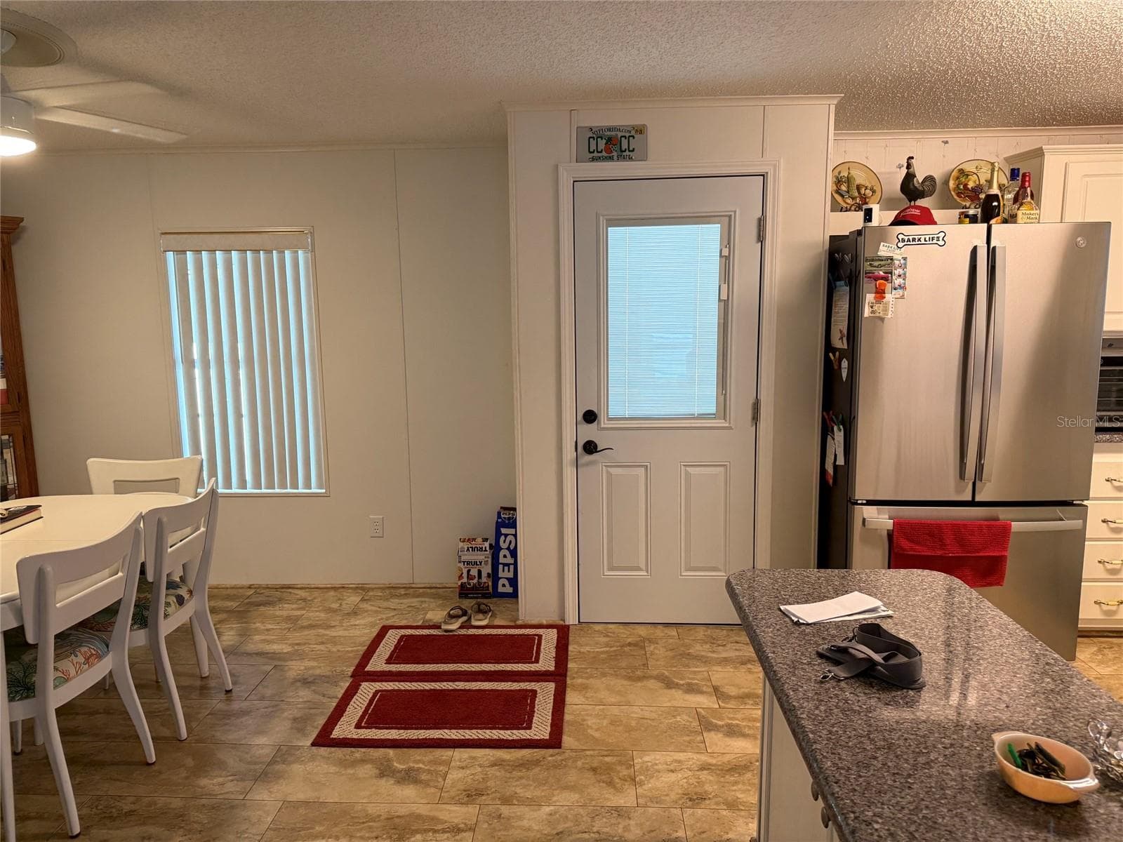 Manufactured Home at 7880 54TH AVE N #102, ST PETERSBURG, photo 5 of 43