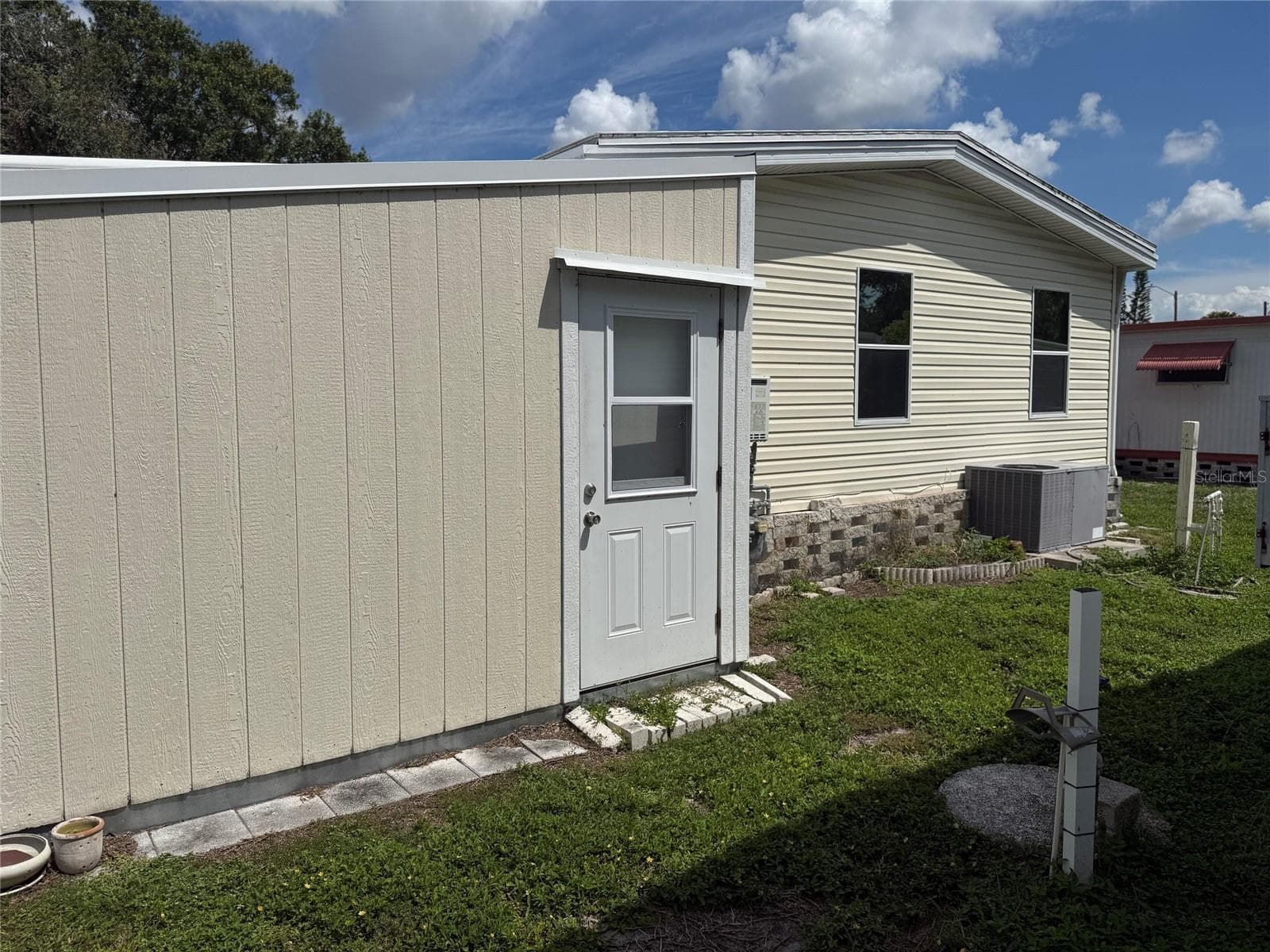 Manufactured Home at 7880 54TH AVE N #102, ST PETERSBURG, photo 33 of 43