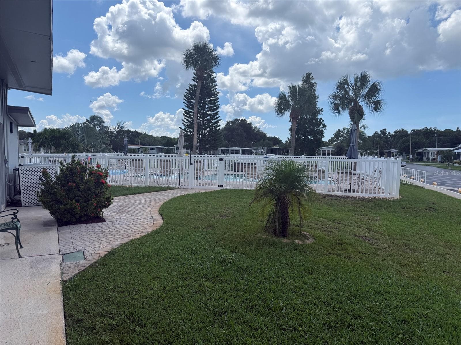 Manufactured Home at 7880 54TH AVE N #102, ST PETERSBURG, photo 42 of 43