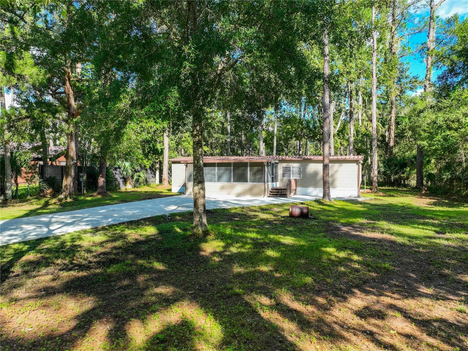 Manufactured Home at 1205 CUPID AVE, CHRISTMAS, photo 12 of 82