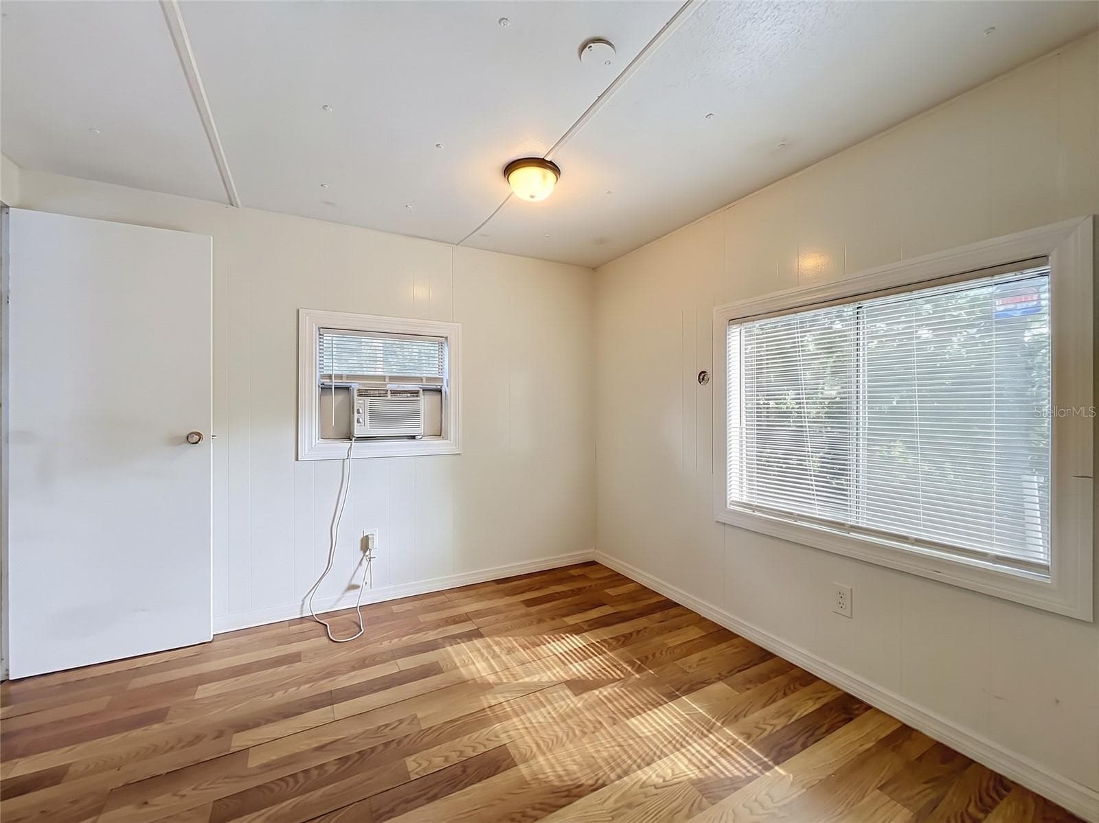 Manufactured Home at 1205 CUPID AVE, CHRISTMAS, photo 37 of 82