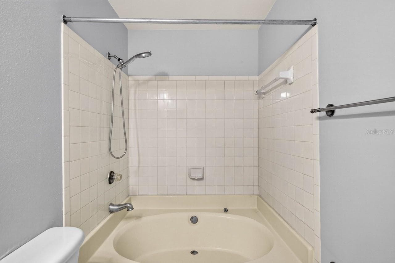 Condominium at 4211 CHATHAM OAK CT #111, TAMPA, photo 20 of 38