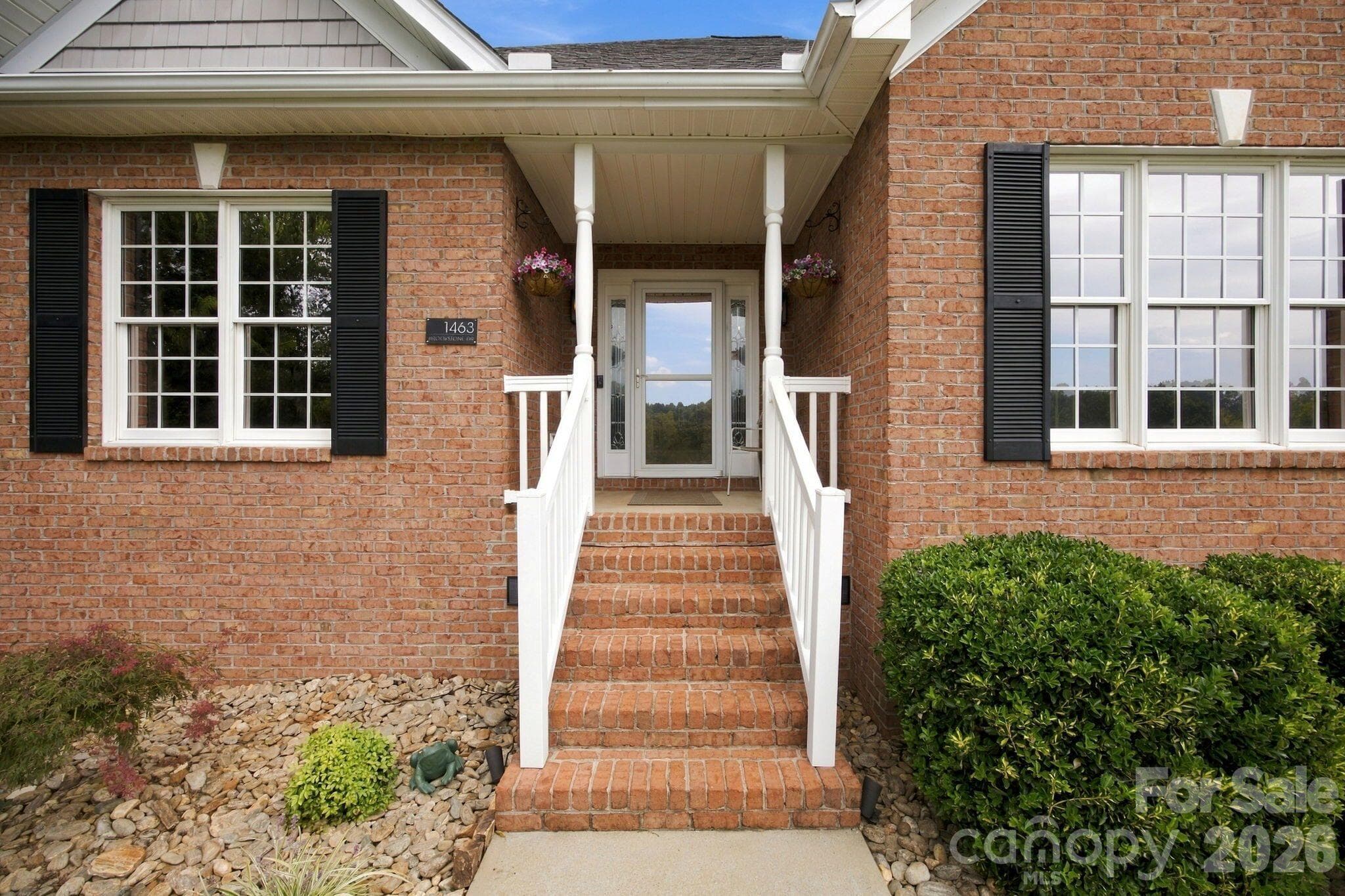 Single Family Residence at 1463 Brookstone Drive, Hickory, photo 5 of 48