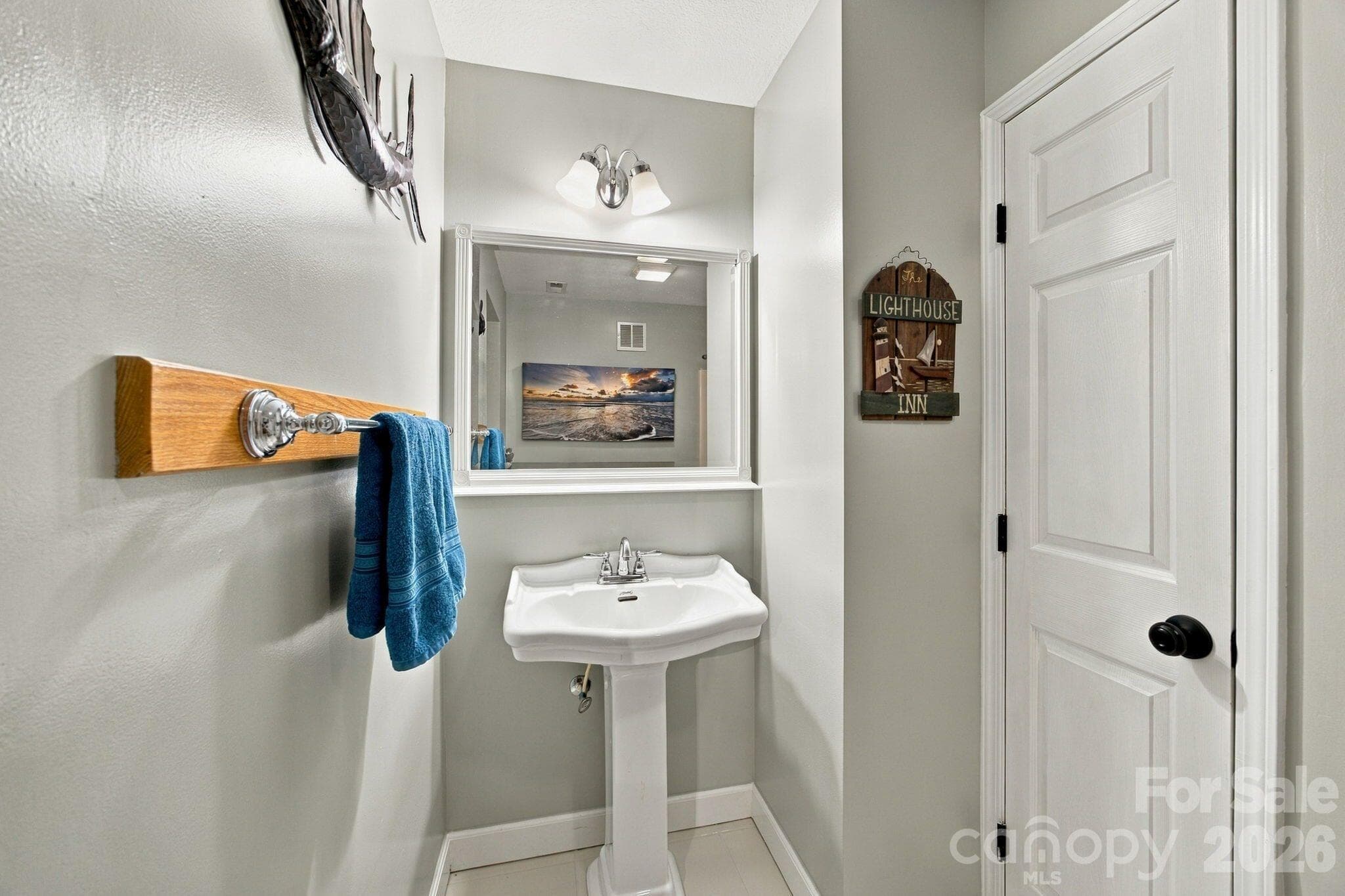 Single Family Residence at 1463 Brookstone Drive, Hickory, photo 29 of 48