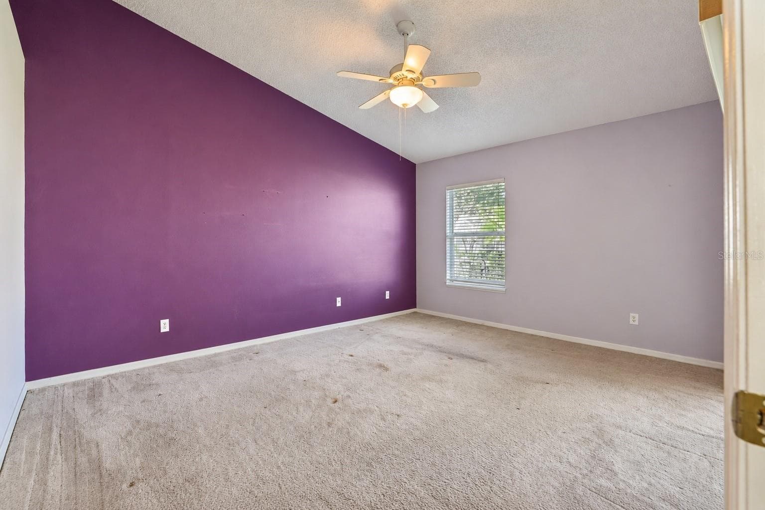 Single Family Residence at 4443 RIVER RIDGE DR, LEESBURG, photo 6 of 22