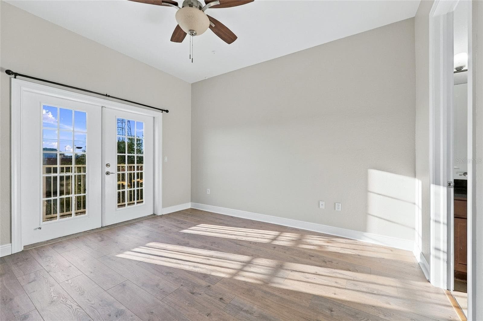 Condominium at 230 SW 2ND AVE #404, GAINESVILLE, photo 9 of 32
