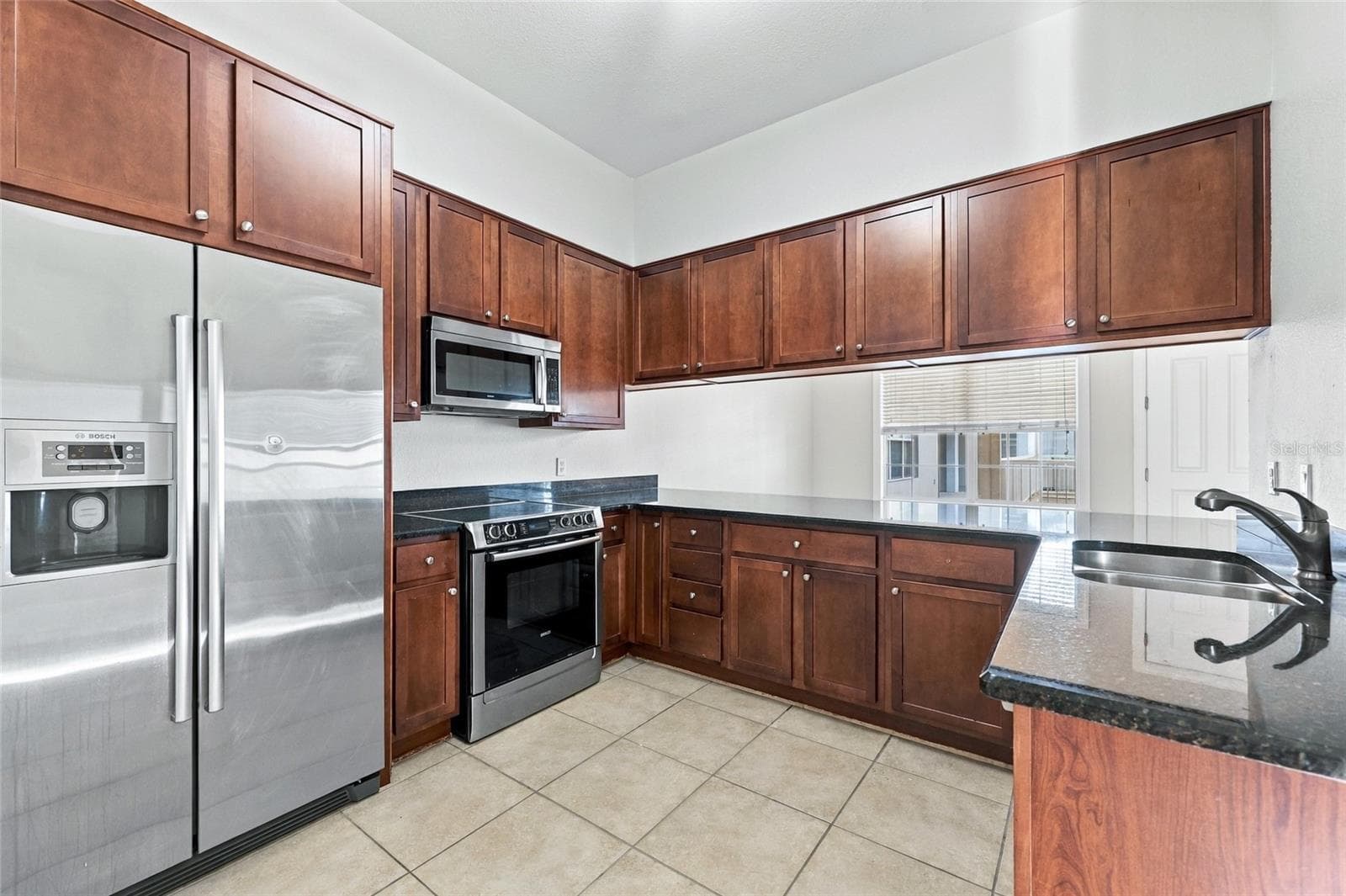 Condominium at 230 SW 2ND AVE #404, GAINESVILLE, photo 13 of 32