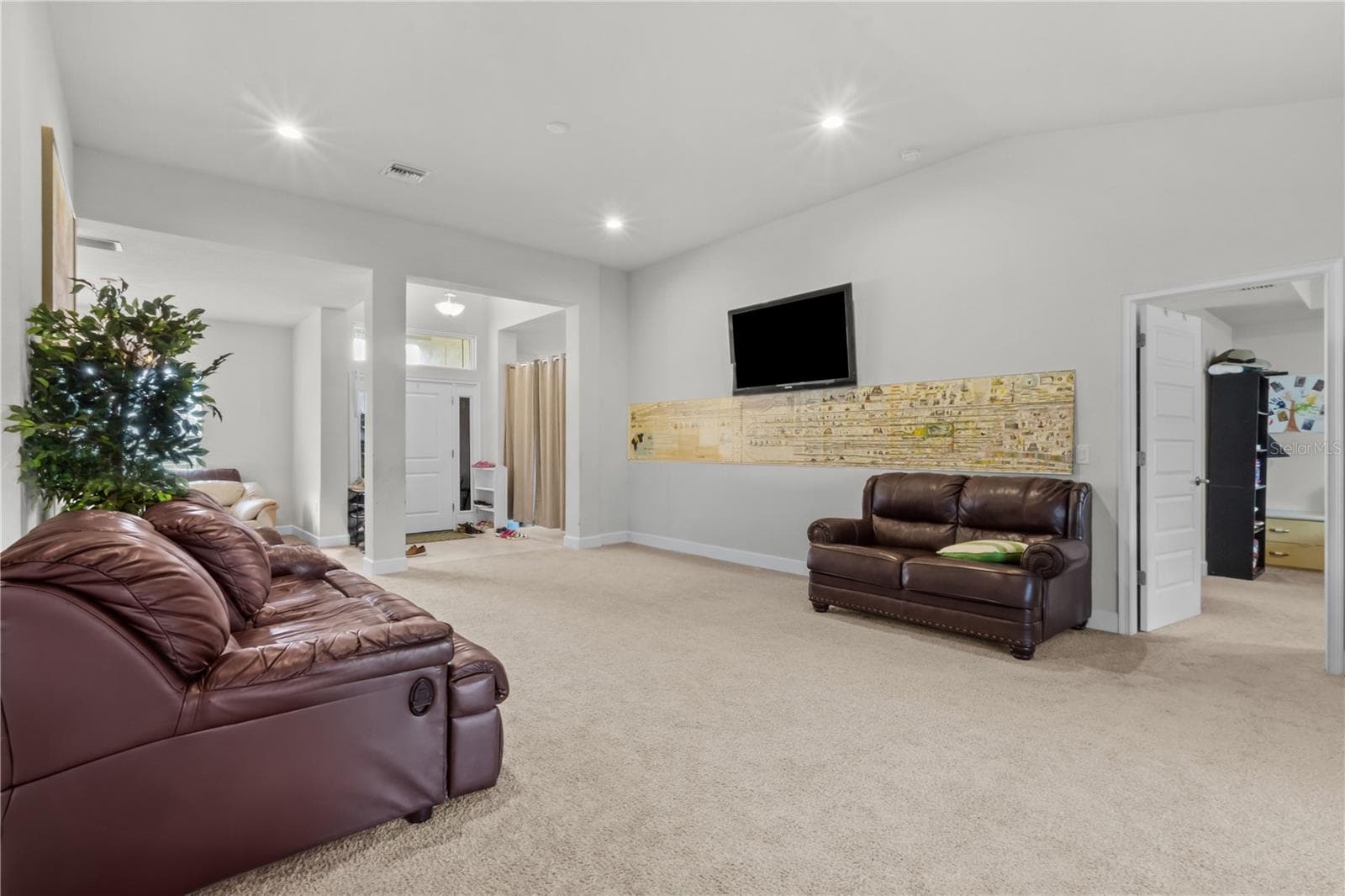 Single Family Residence at 2779 STARVIEW AVE, NORTH PORT, photo 7 of 31