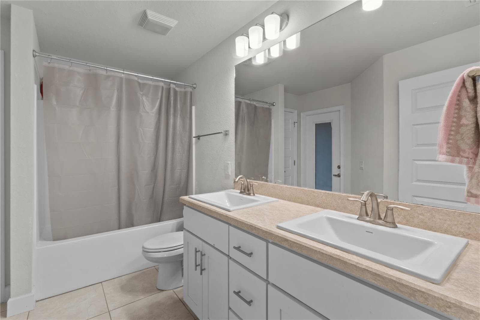 Single Family Residence at 2779 STARVIEW AVE, NORTH PORT, photo 24 of 31