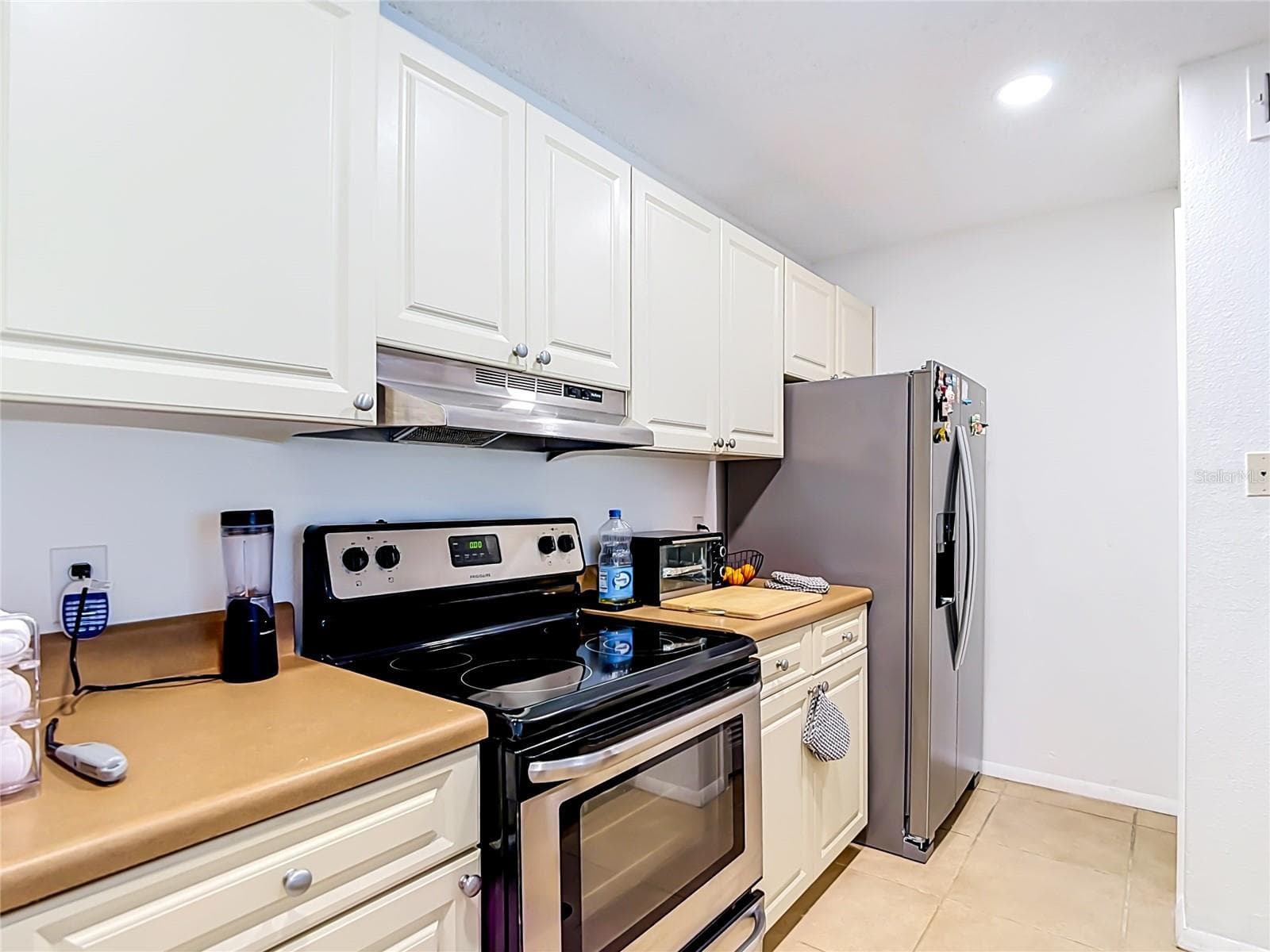 Condominium at 9481 HIGHLAND OAK DR #1202, TAMPA, photo 14 of 42