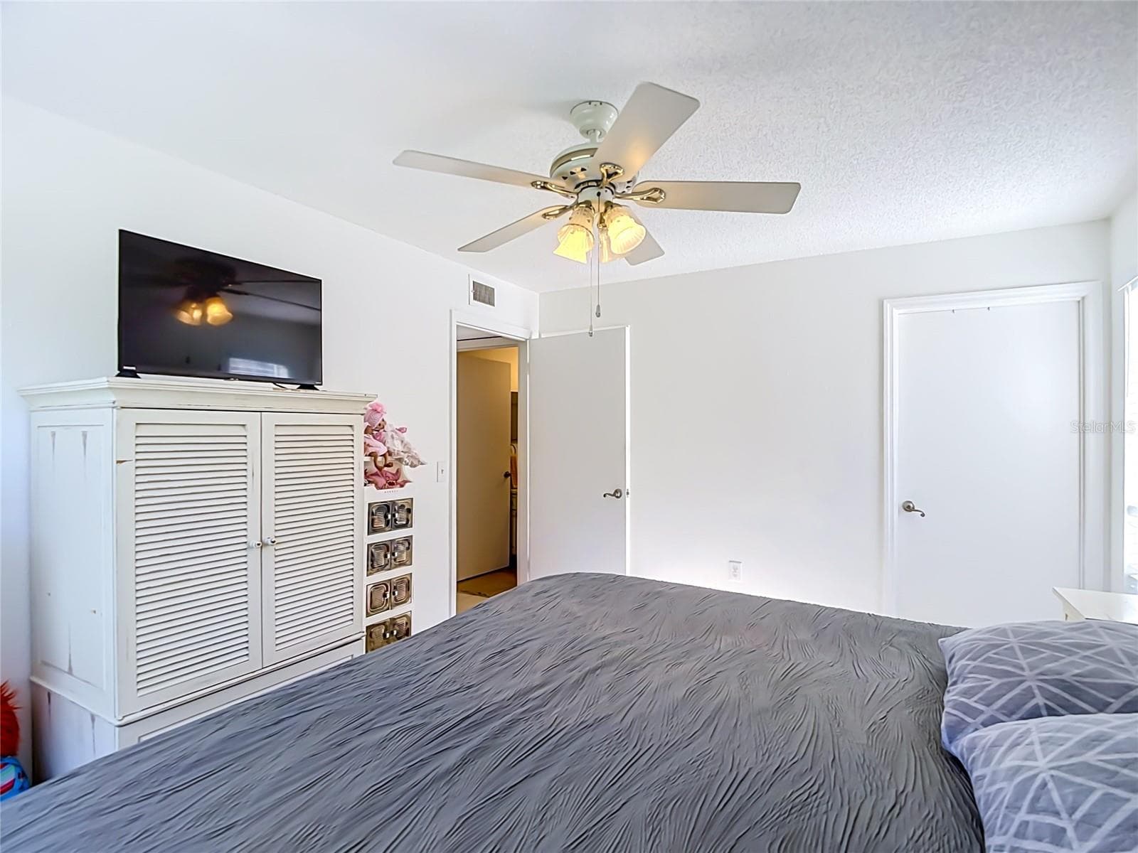 Condominium at 9481 HIGHLAND OAK DR #1202, TAMPA, photo 22 of 42