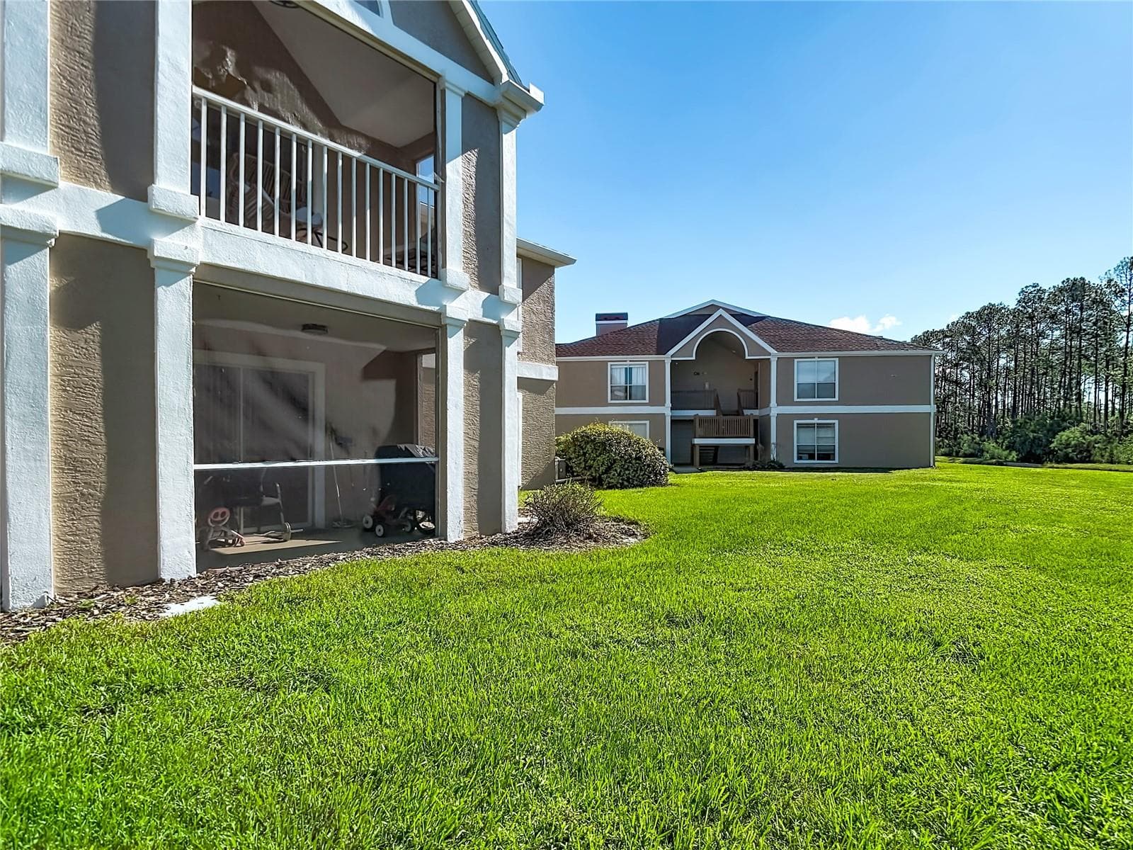 Condominium at 9481 HIGHLAND OAK DR #1202, TAMPA, photo 32 of 42