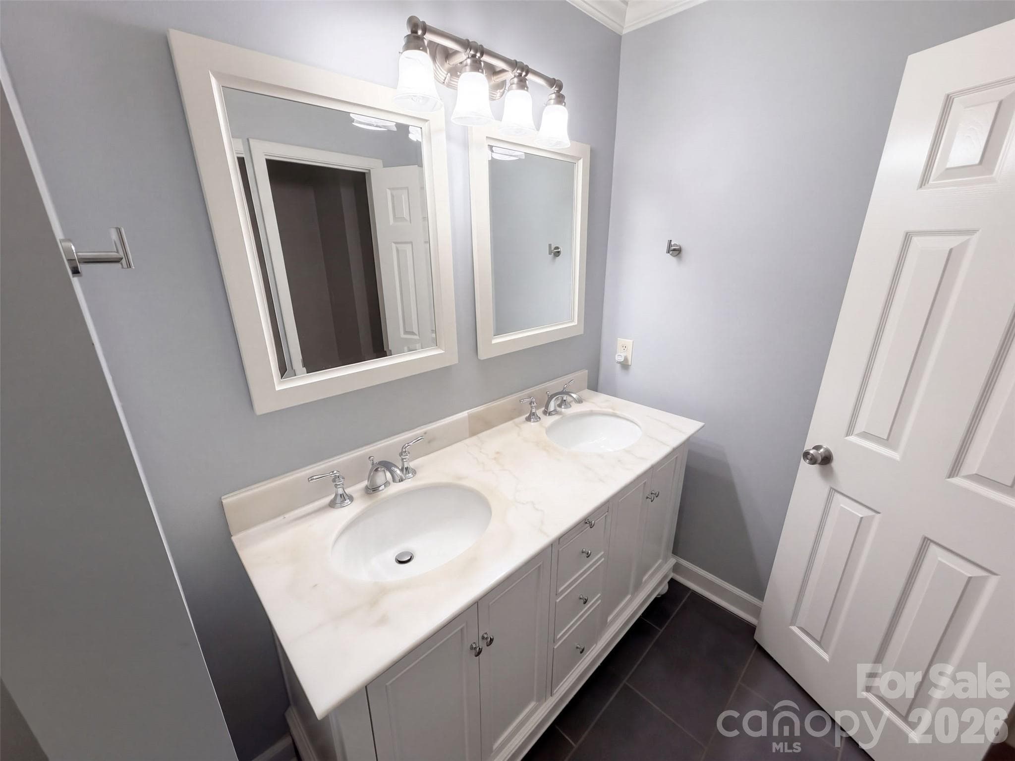 Single Family Residence at 4704 Benridge Lane, Charlotte, photo 24 of 34