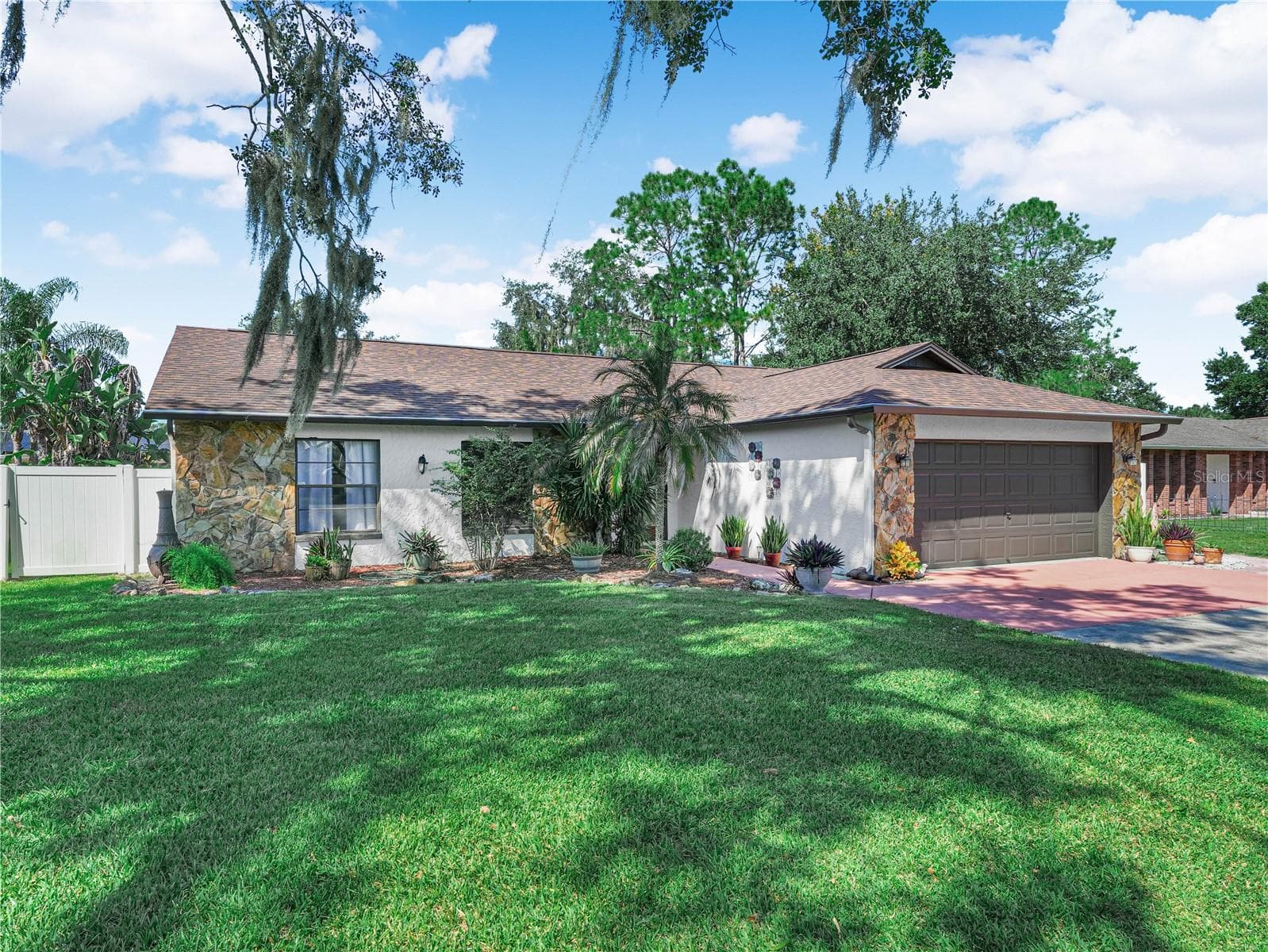 Front of House - 812 SANDALWOOD DR, PLANT CITY