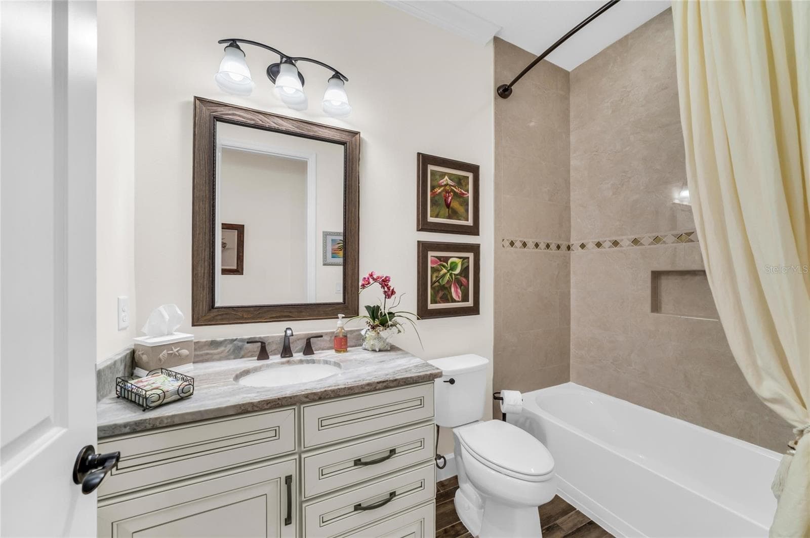 Condominium at 280 SAINT LUCIA DR #202, BRADENTON, photo 46 of 100