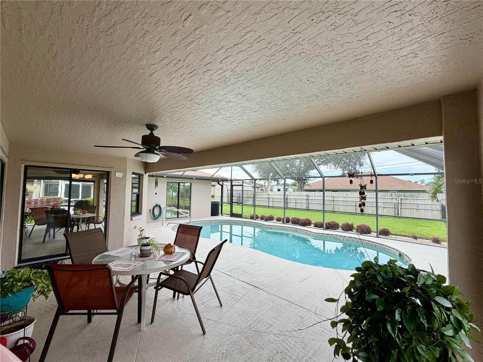 Beautiful outdoor living space - 23411 MULLINS AVE, PORT CHARLOTTE