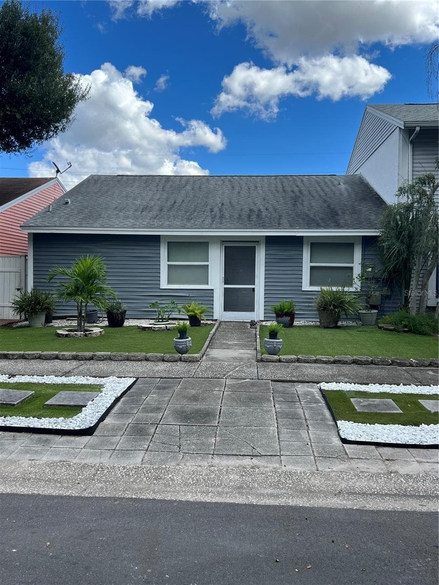 Front end unit - 4715 STONEPOINTE PL, TAMPA