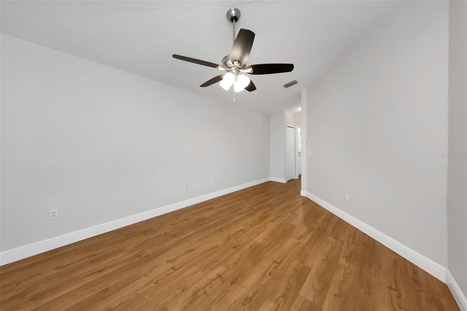 Single Family Residence at 30913 BRIDGEGATE DR, WESLEY CHAPEL, photo 28 of 77