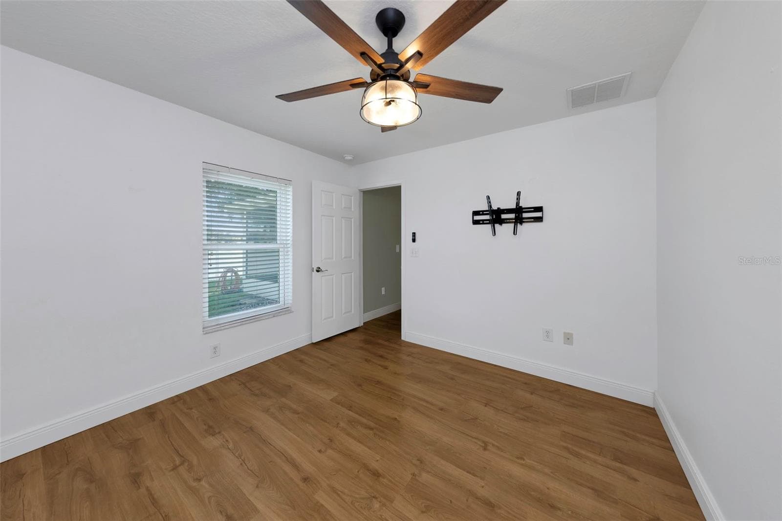 Single Family Residence at 30913 BRIDGEGATE DR, WESLEY CHAPEL, photo 46 of 77