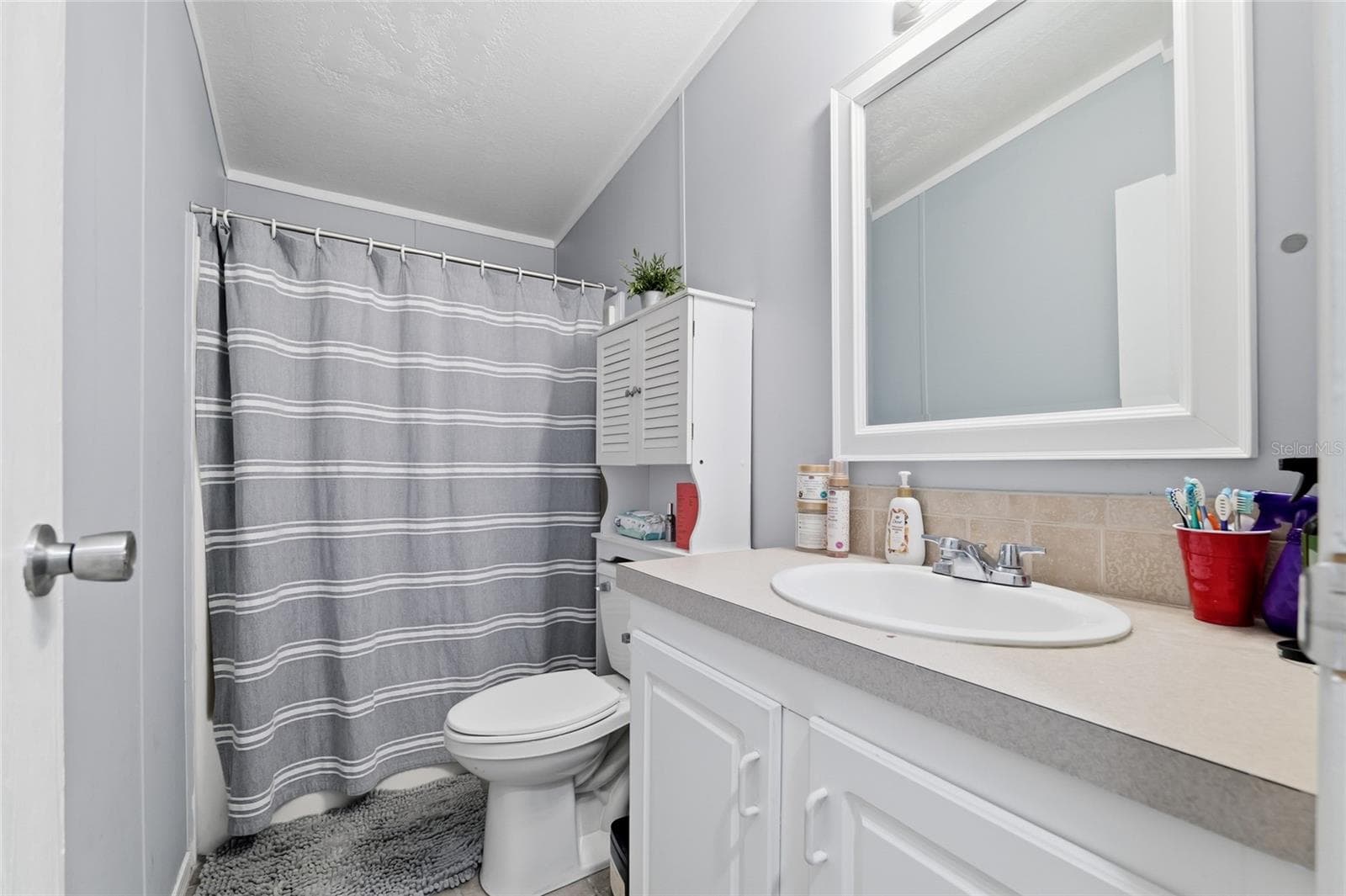 Manufactured Home at 12319 MEMORIAL HWY, TAMPA, photo 22 of 43