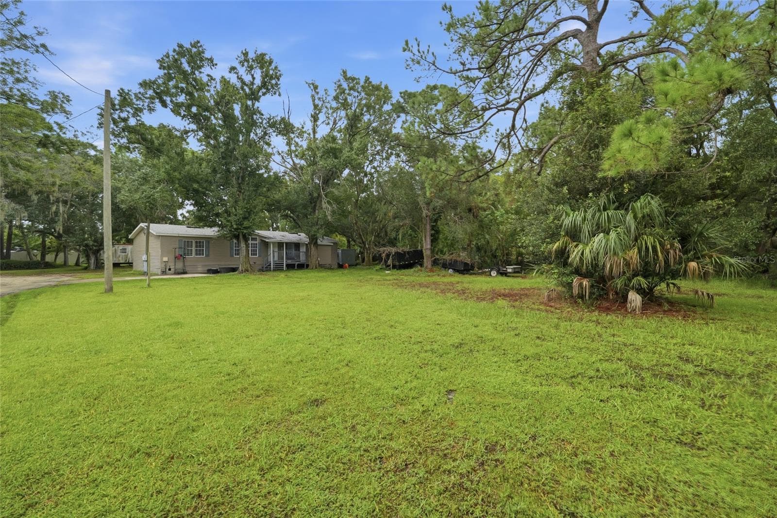 Manufactured Home at 12319 MEMORIAL HWY, TAMPA, photo 34 of 43