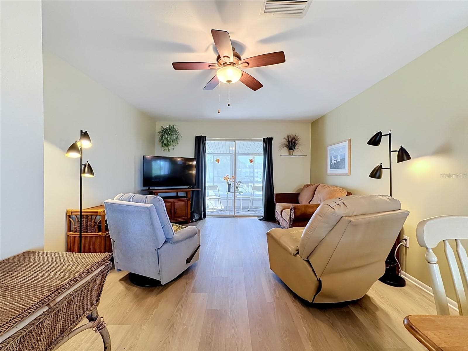 Living Room - 5898 17TH ST W #C31, BRADENTON
