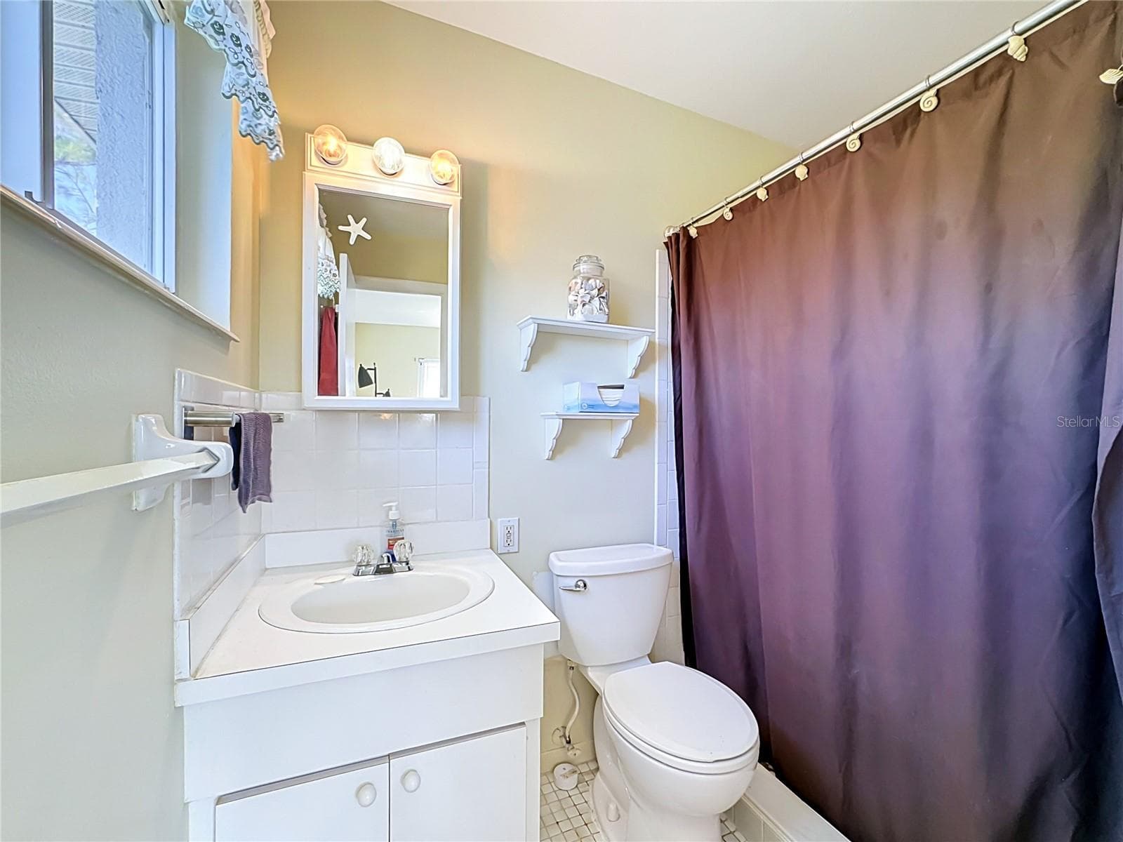 Primary Bedroom Bathroom - 5898 17TH ST W #C31, BRADENTON