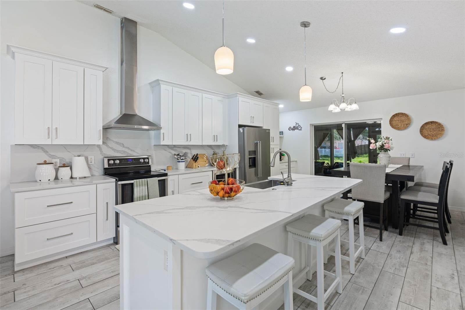Single Family Residence at 1012 BRENTON LEAF DR, RUSKIN, photo 8 of 34
