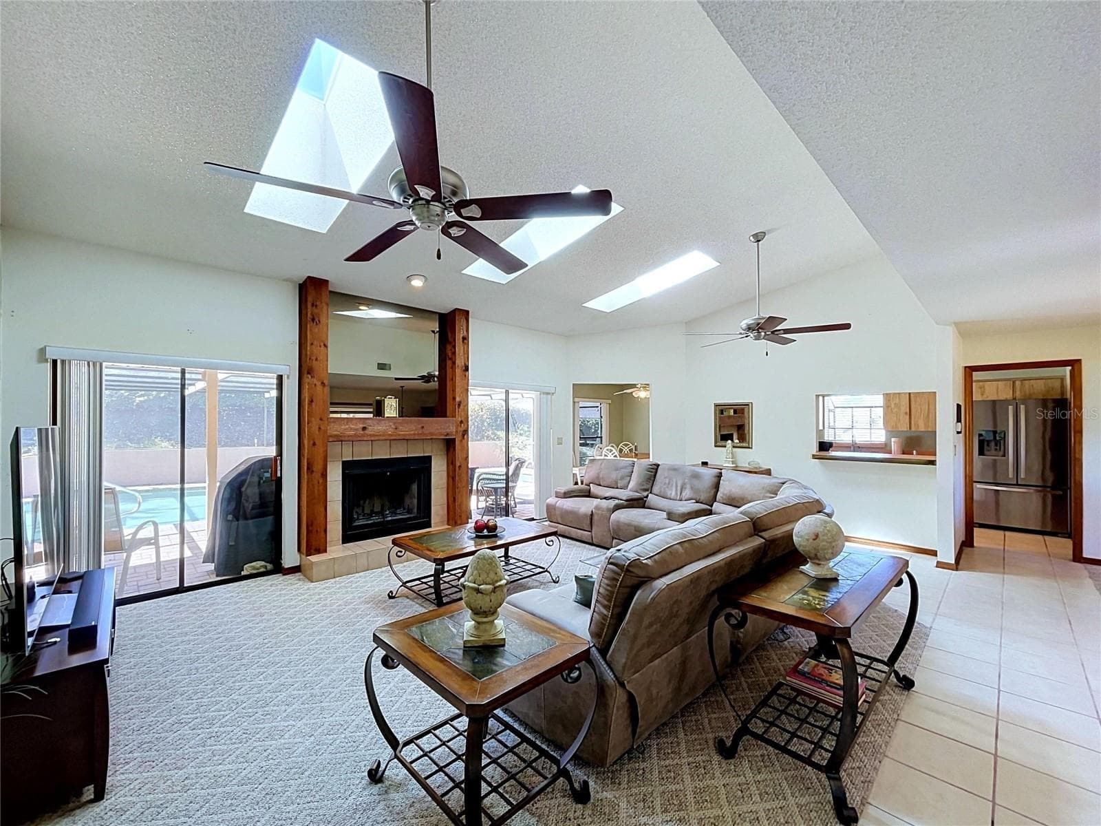 Single Family Residence at 154 ARCADIA AVE, SPRING HILL, photo 12 of 48