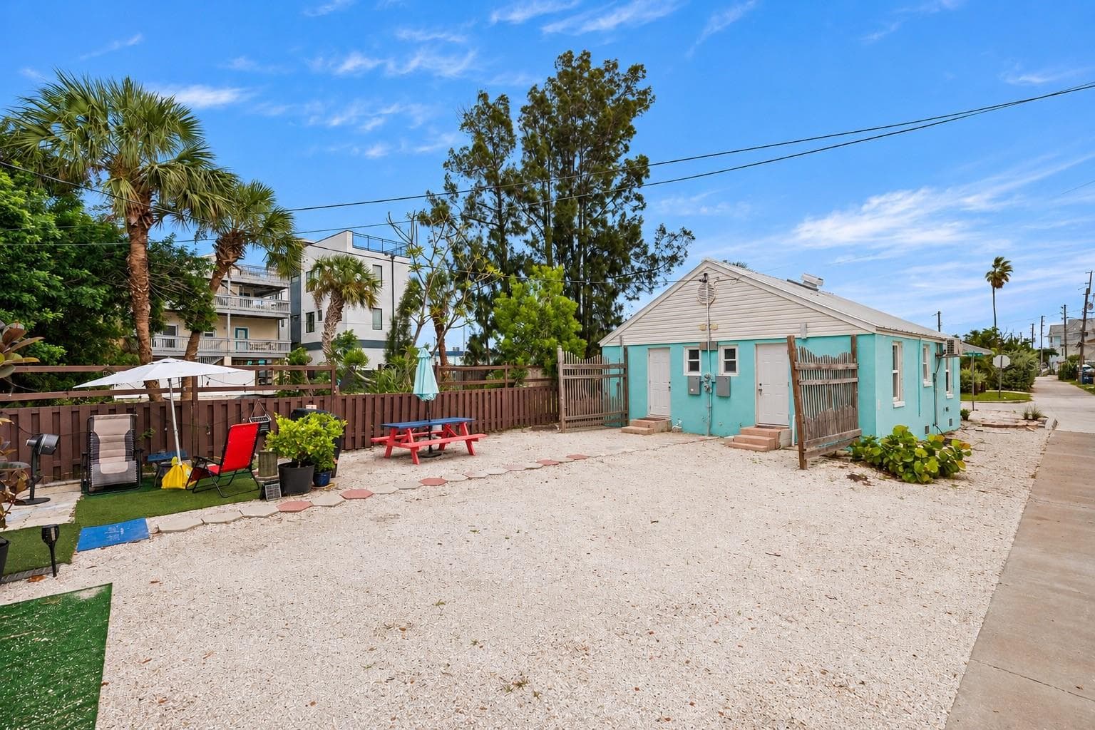 Triplex at 119 125TH AVE, TREASURE ISLAND, photo 13 of 32