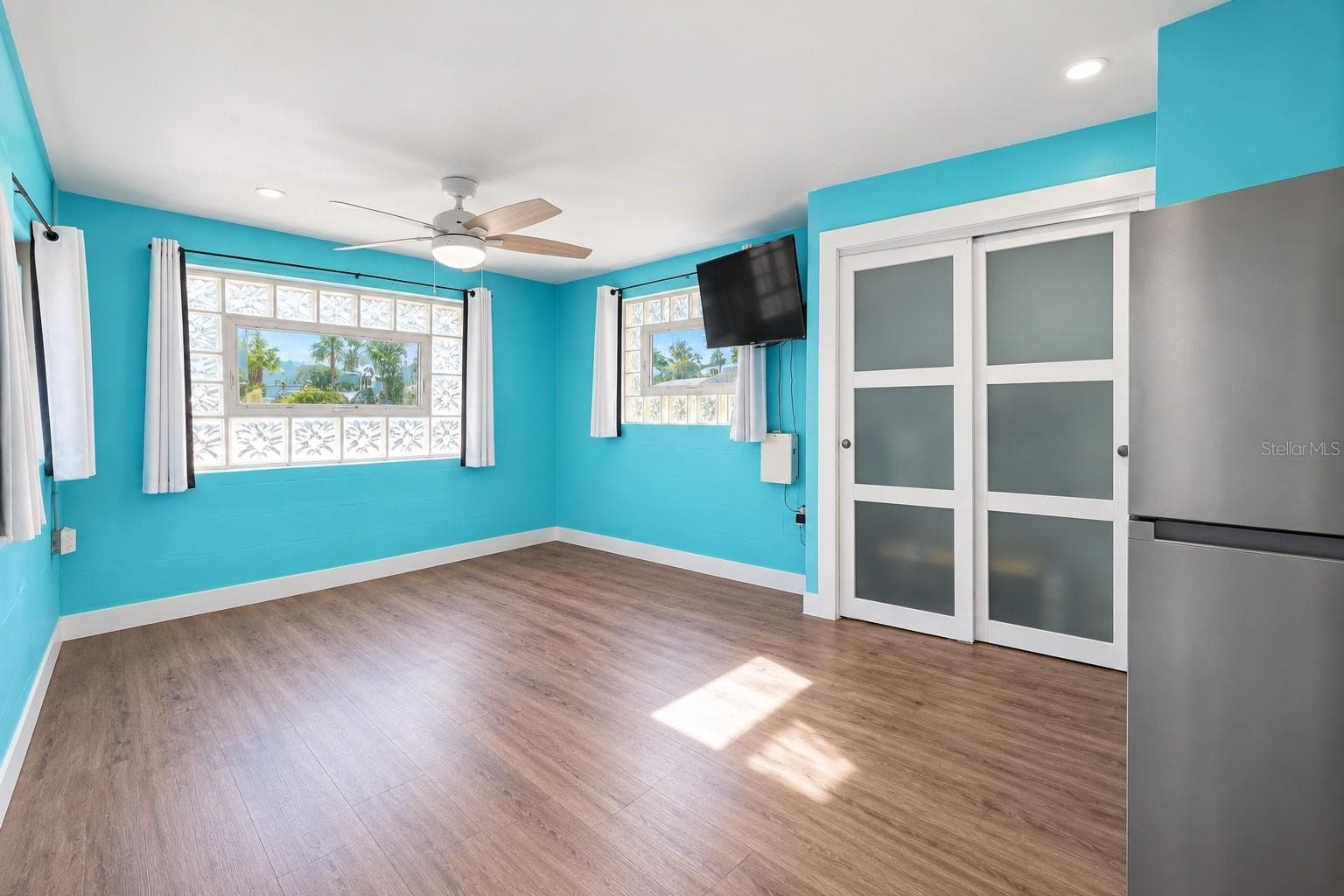 Triplex at 119 125TH AVE, TREASURE ISLAND, photo 26 of 32