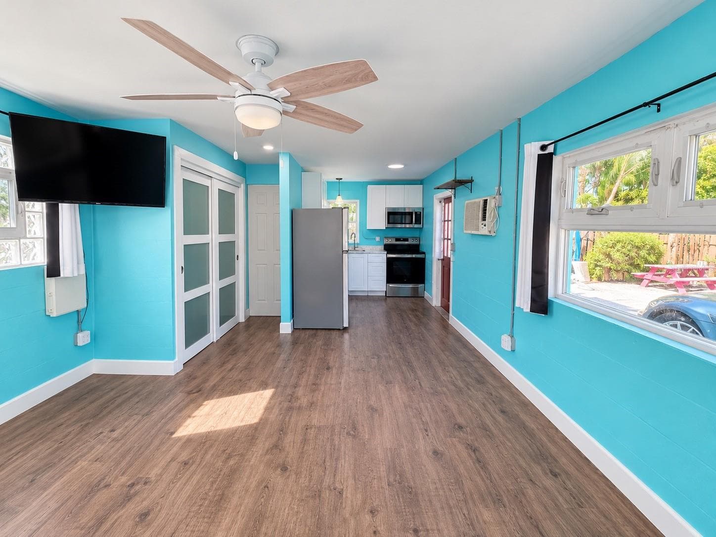 Triplex at 119 125TH AVE, TREASURE ISLAND, photo 28 of 32