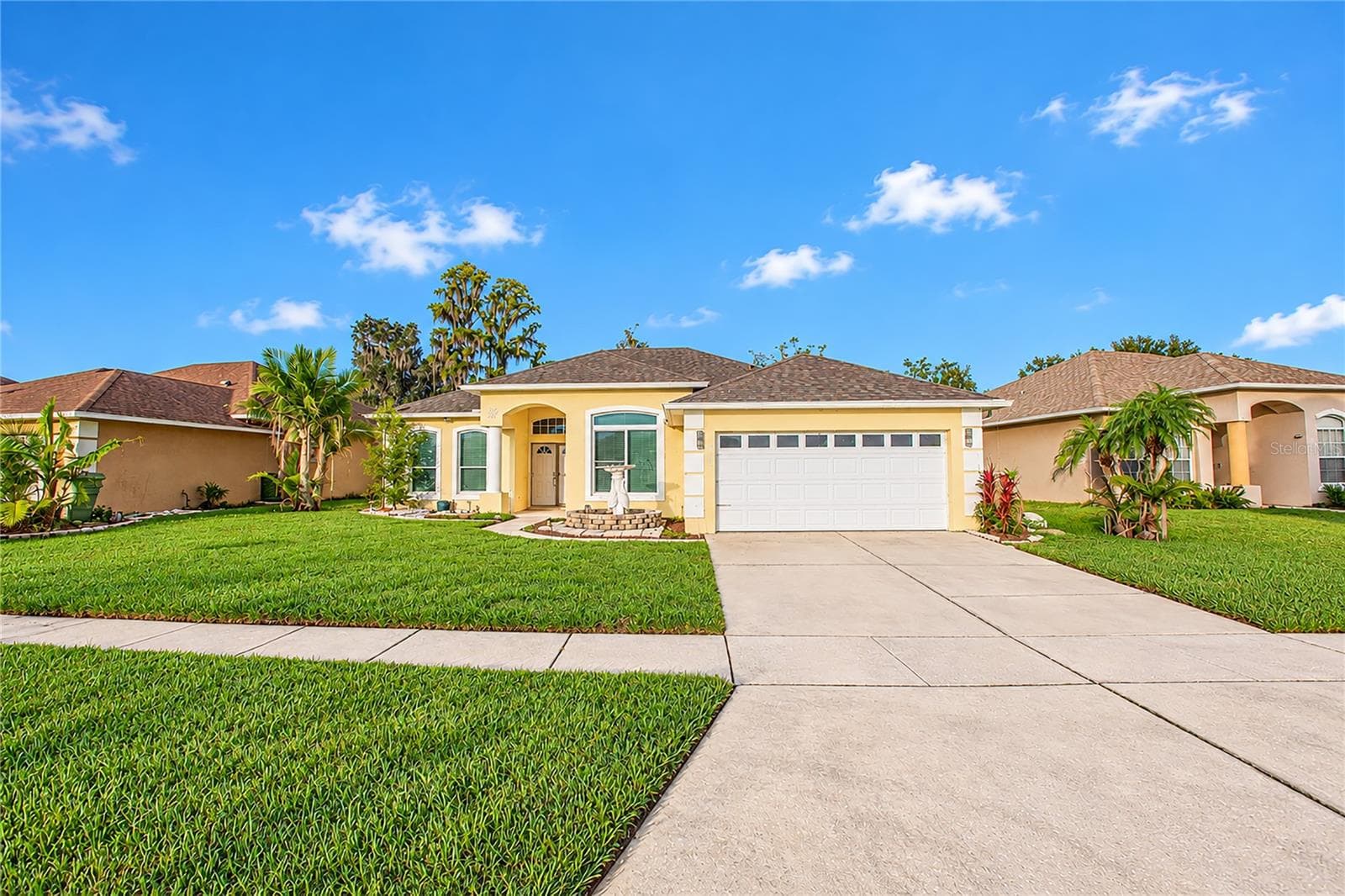 Single Family Residence at 1806 IRONWOOD WAY, KISSIMMEE, photo 2 of 31