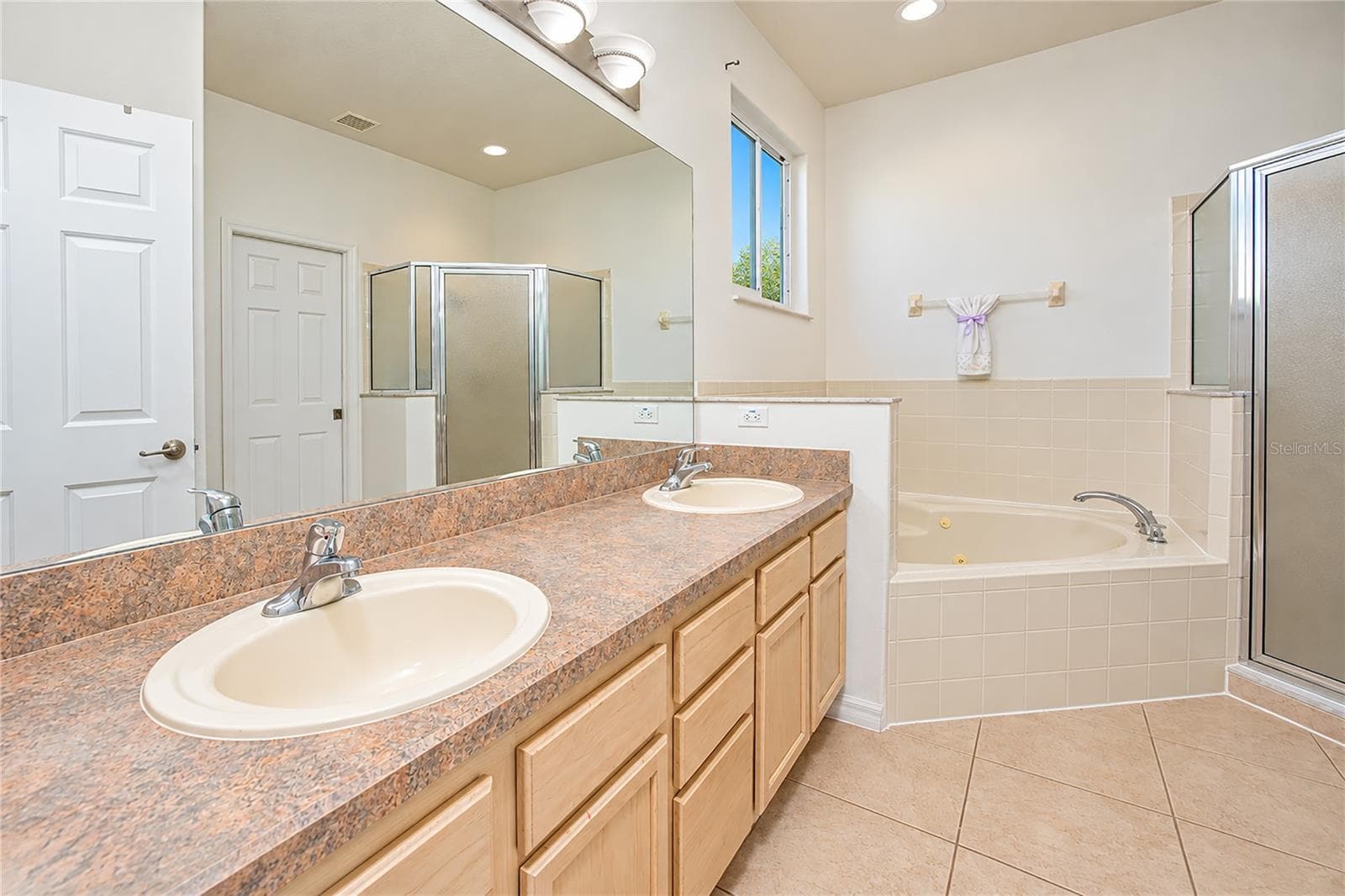 Single Family Residence at 1806 IRONWOOD WAY, KISSIMMEE, photo 18 of 31