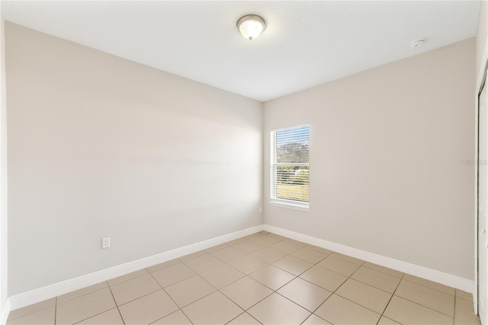 Single Family Residence at 1910 LAKEVIEW LN, POINCIANA, photo 24 of 35
