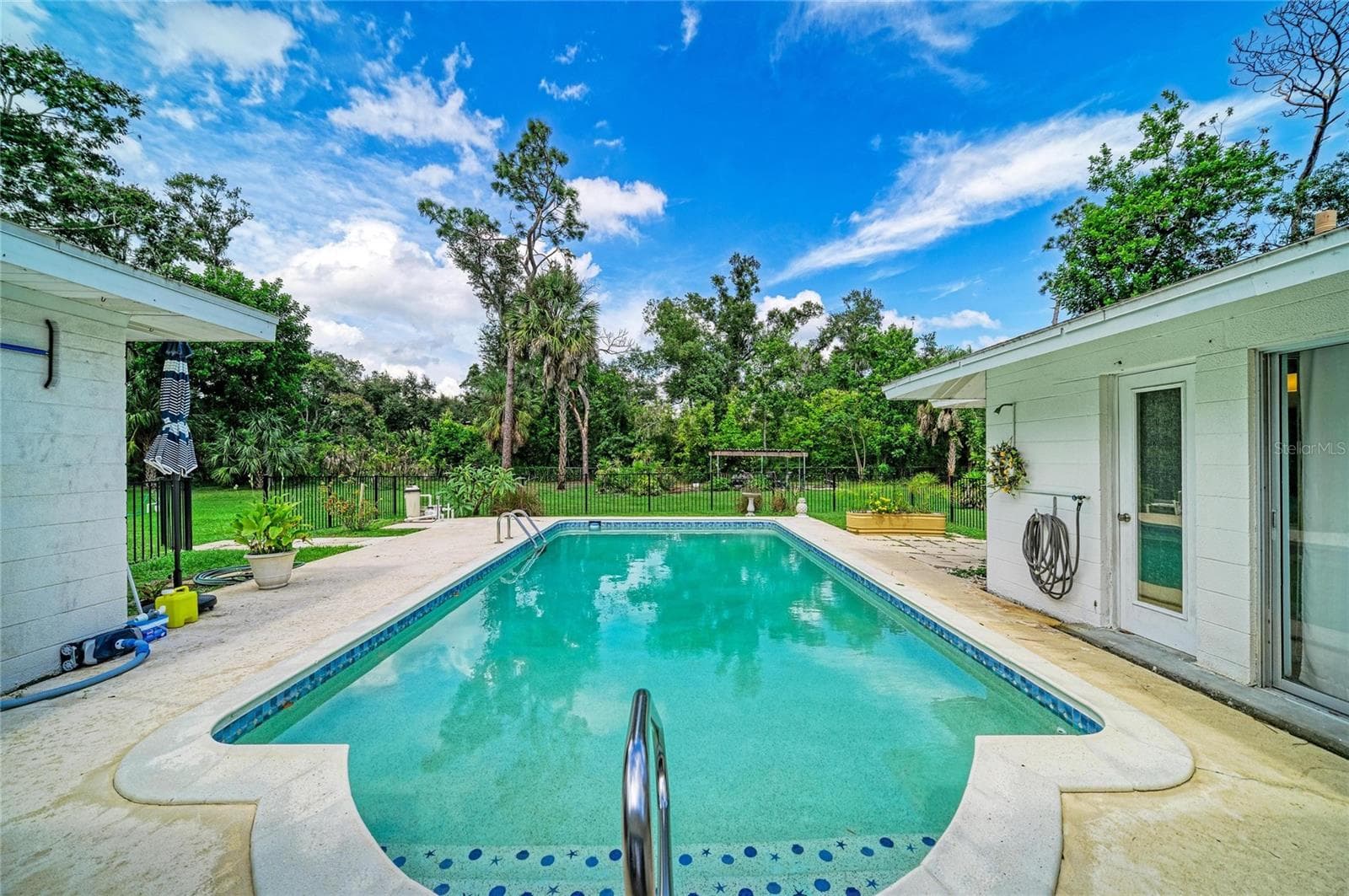 Single Family Residence at 2953 47TH ST, SARASOTA, photo 4 of 81