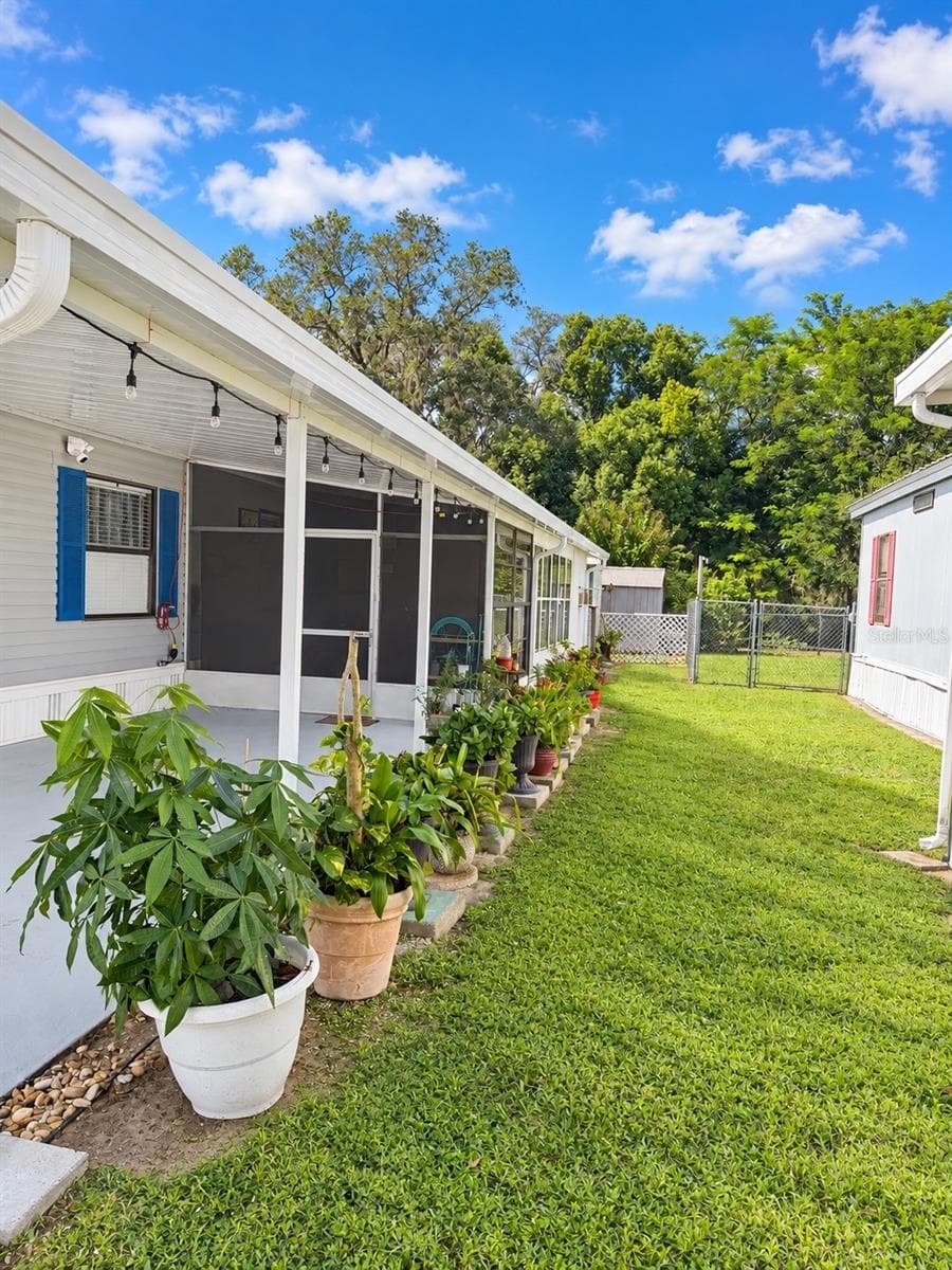 Manufactured Home at 232 S CAMPHOR LOOP, AVON PARK, photo 4 of 40