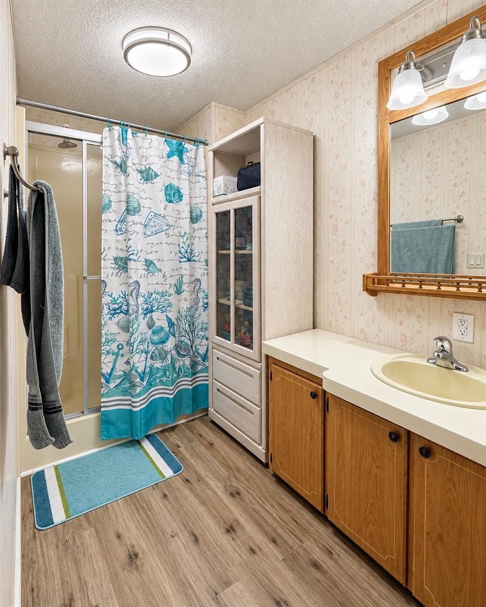 Manufactured Home at 232 S CAMPHOR LOOP, AVON PARK, photo 17 of 40