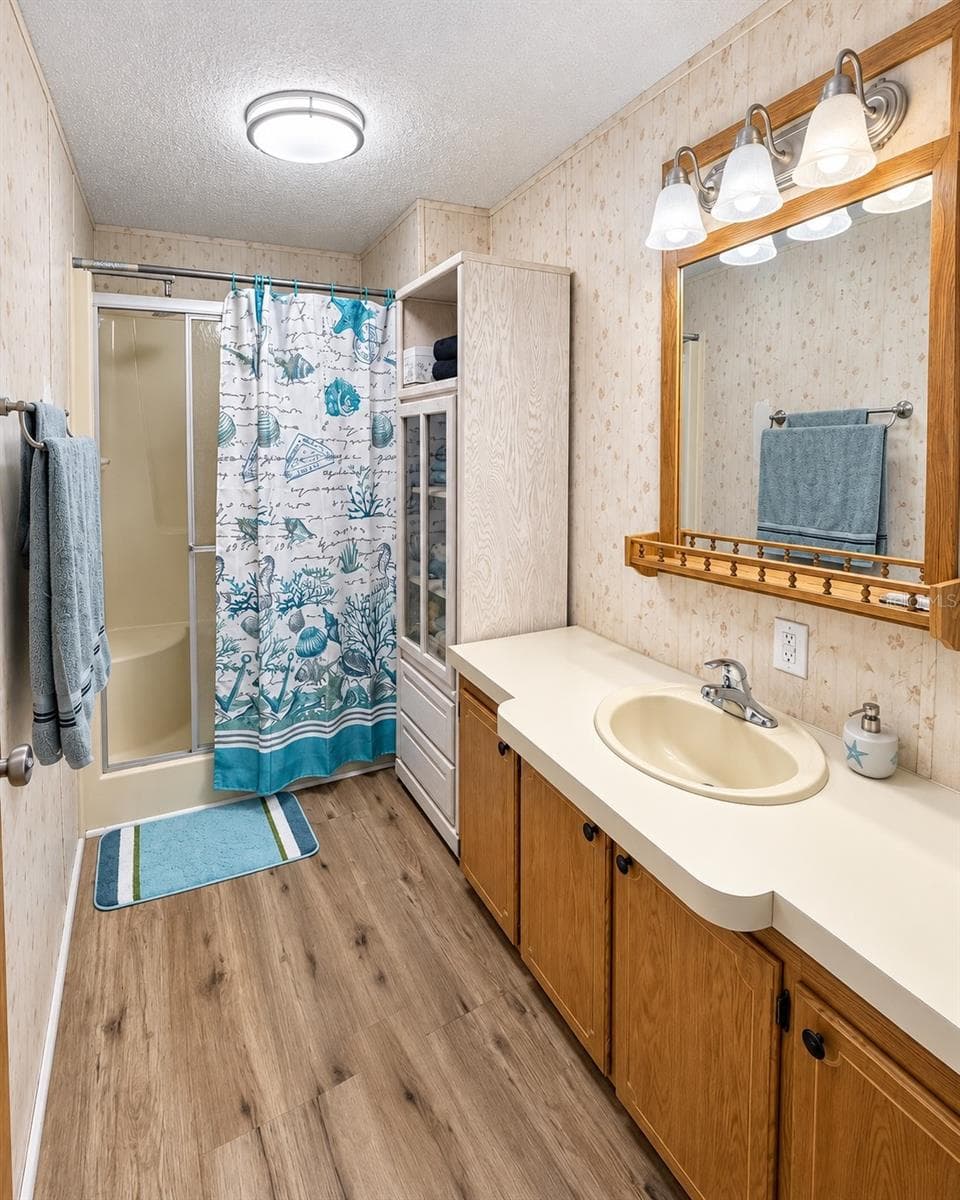 Manufactured Home at 232 S CAMPHOR LOOP, AVON PARK, photo 18 of 40