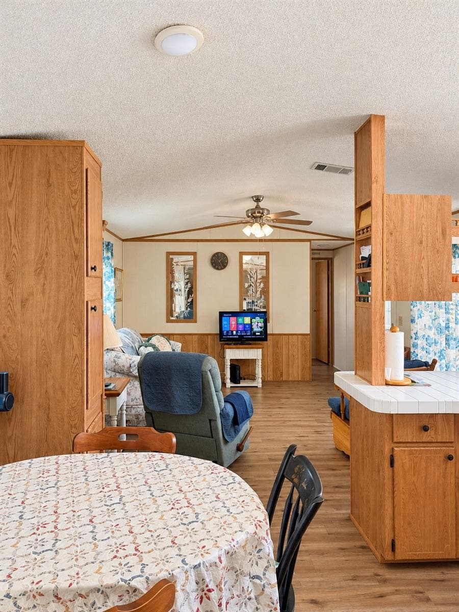 Manufactured Home at 232 S CAMPHOR LOOP, AVON PARK, photo 22 of 40