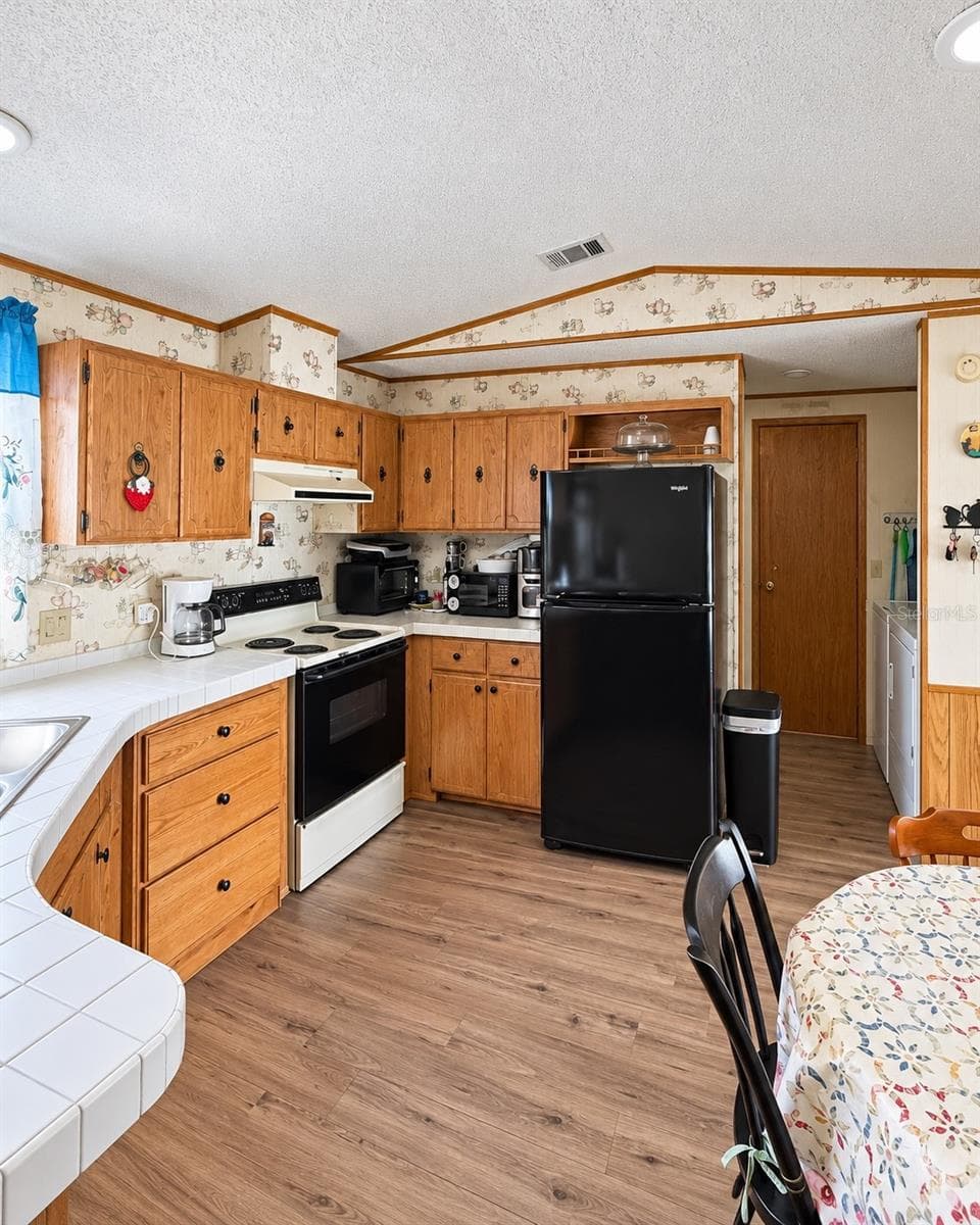 Manufactured Home at 232 S CAMPHOR LOOP, AVON PARK, photo 24 of 40