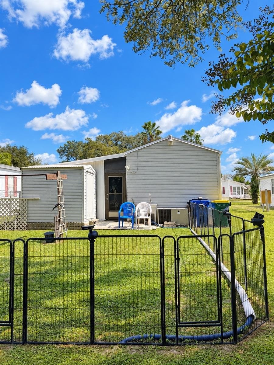 Manufactured Home at 232 S CAMPHOR LOOP, AVON PARK, photo 36 of 40