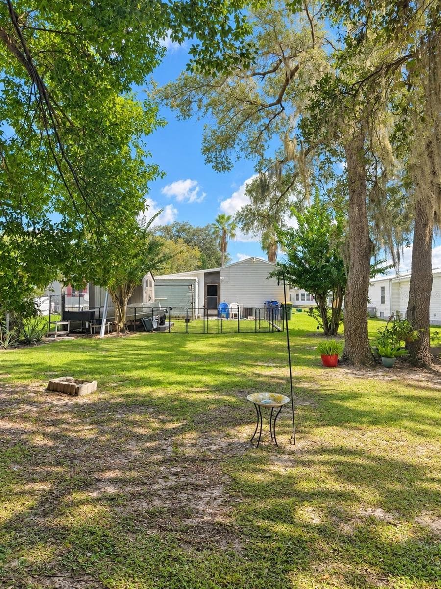 Manufactured Home at 232 S CAMPHOR LOOP, AVON PARK, photo 39 of 40