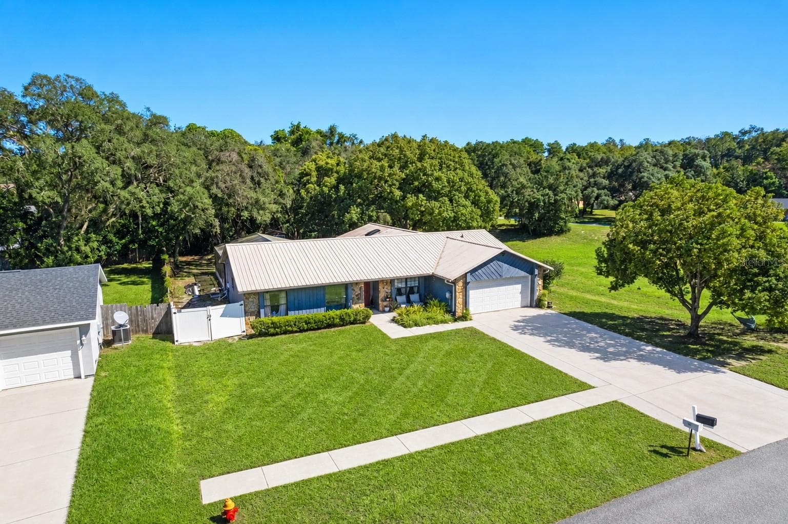 Single Family Residence at 4277 SW 143RD LANE RD, OCALA, photo 3 of 35