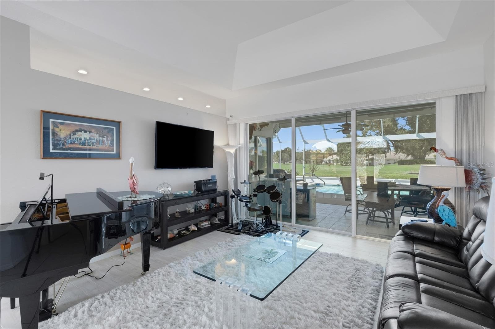 View out to pool and golf course - 4806 PERIDIA BLVD E, BRADENTON