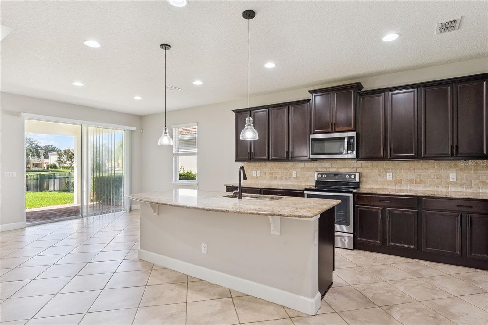 Single Family Residence at 12046 ULETA LN, ORLANDO, photo 13 of 55