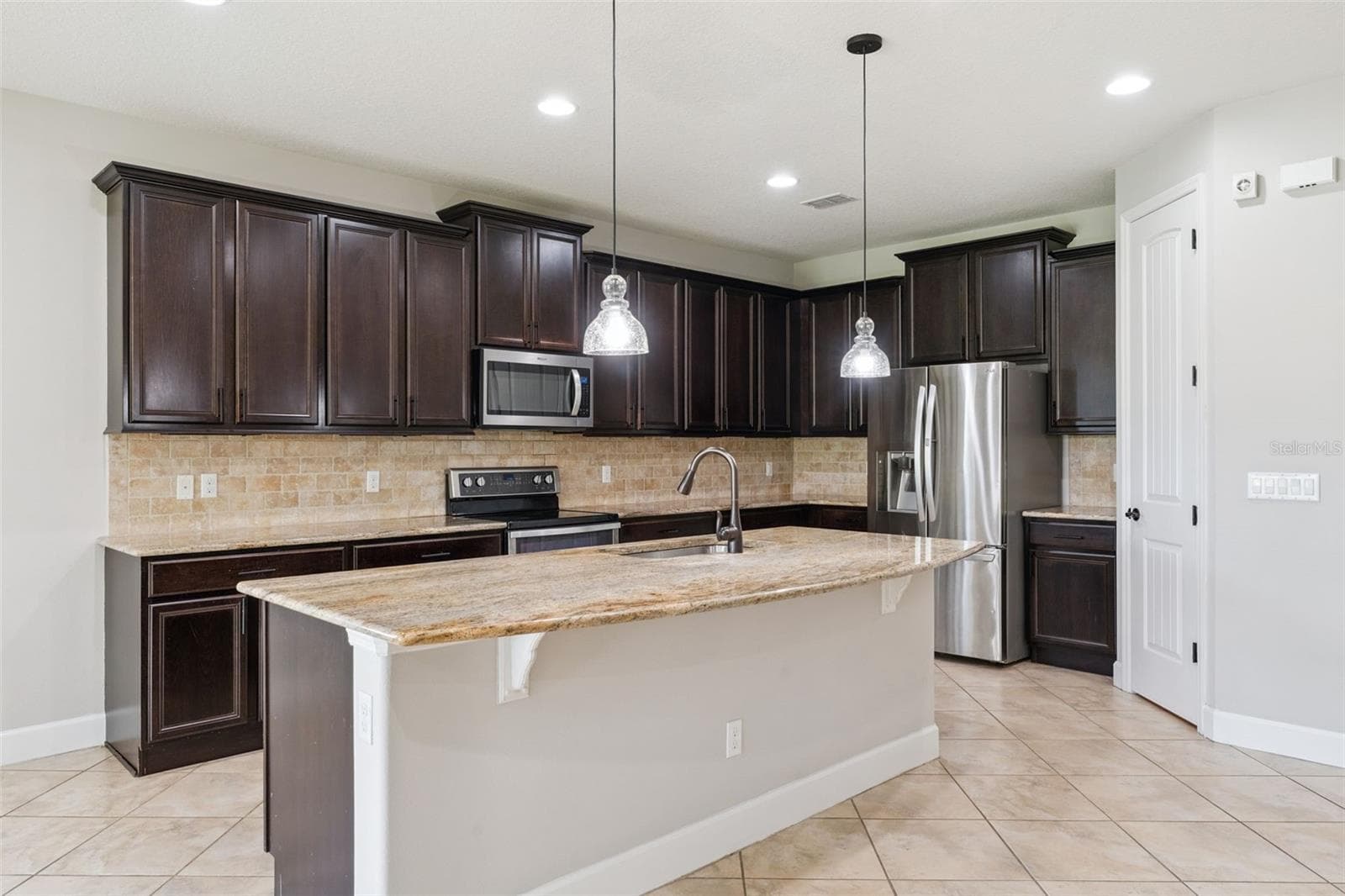 Single Family Residence at 12046 ULETA LN, ORLANDO, photo 17 of 55