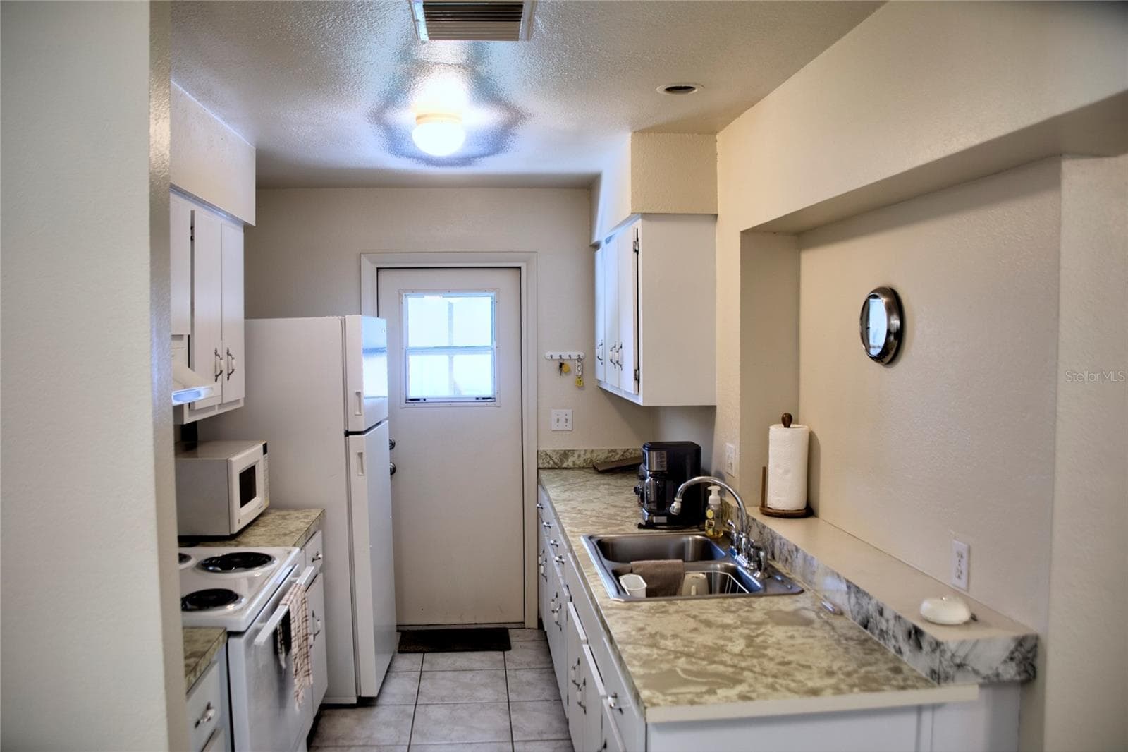 Single Family Residence at 493 DORCHESTER ST, PORT CHARLOTTE, photo 13 of 25